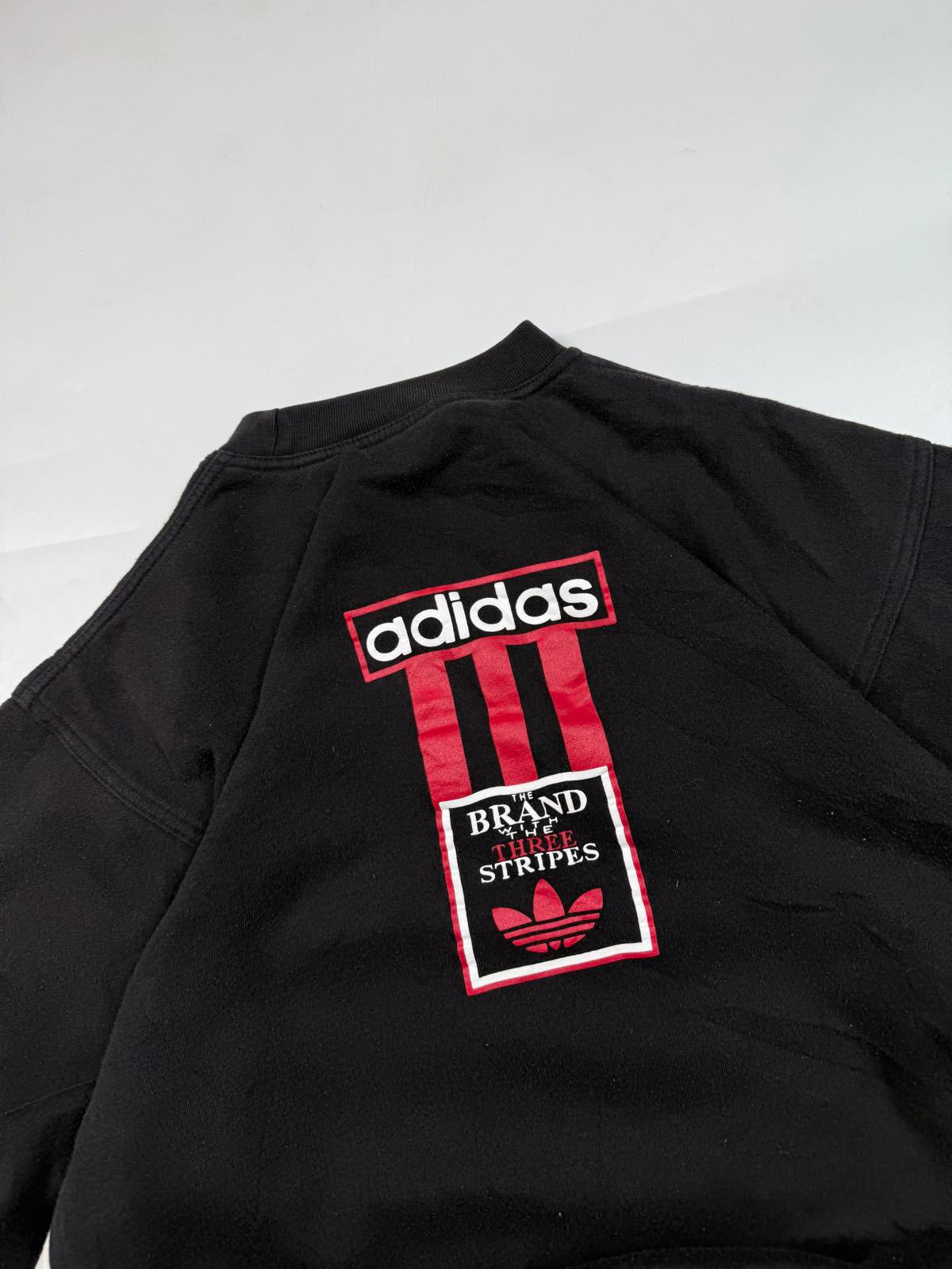 Vintage 90s adidas originals sweatshirt (M)