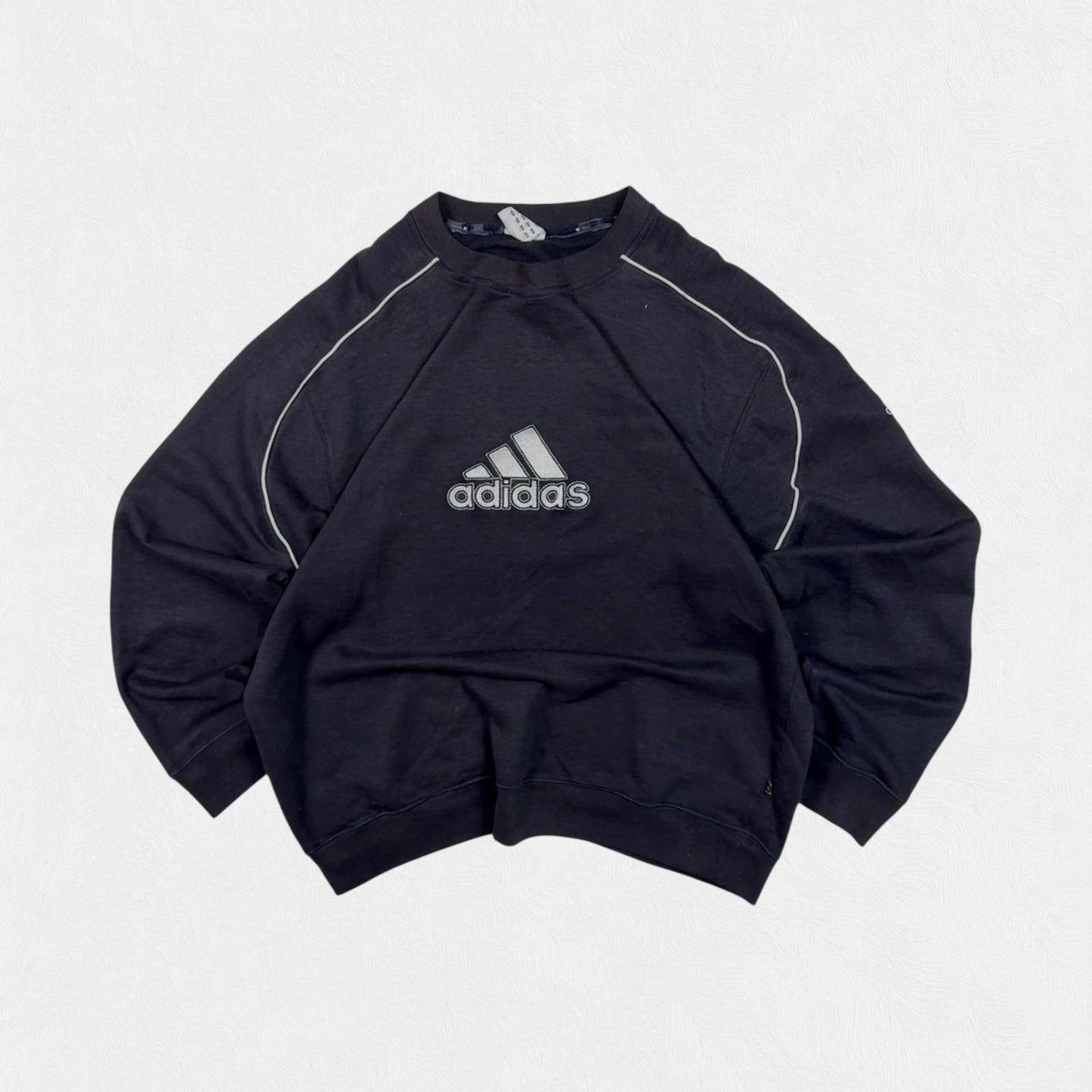 Vintage Adidas centre logo sweatshirt (L)