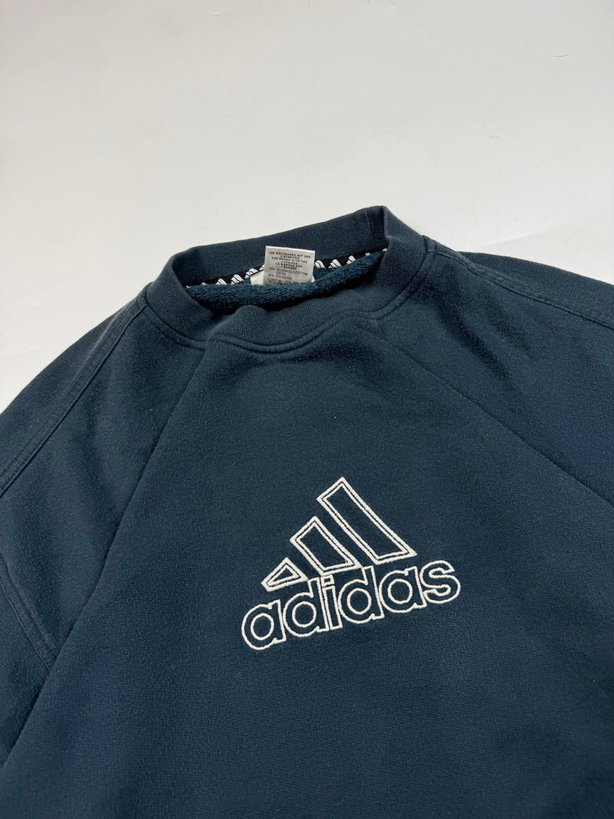 Vintage 90s Adidas centre logo sweatshirt (L)