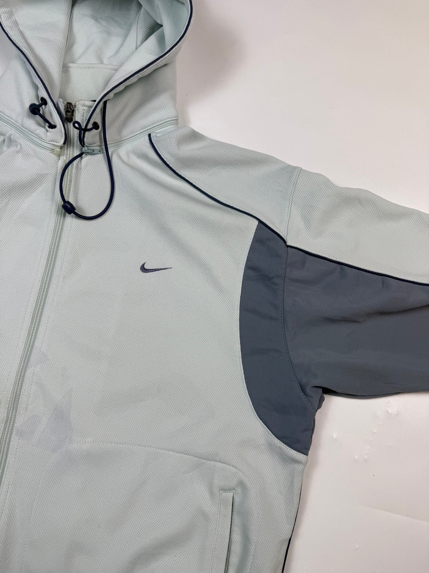 Vintage 90s Nike mini swoosh zip up hoodie (M)