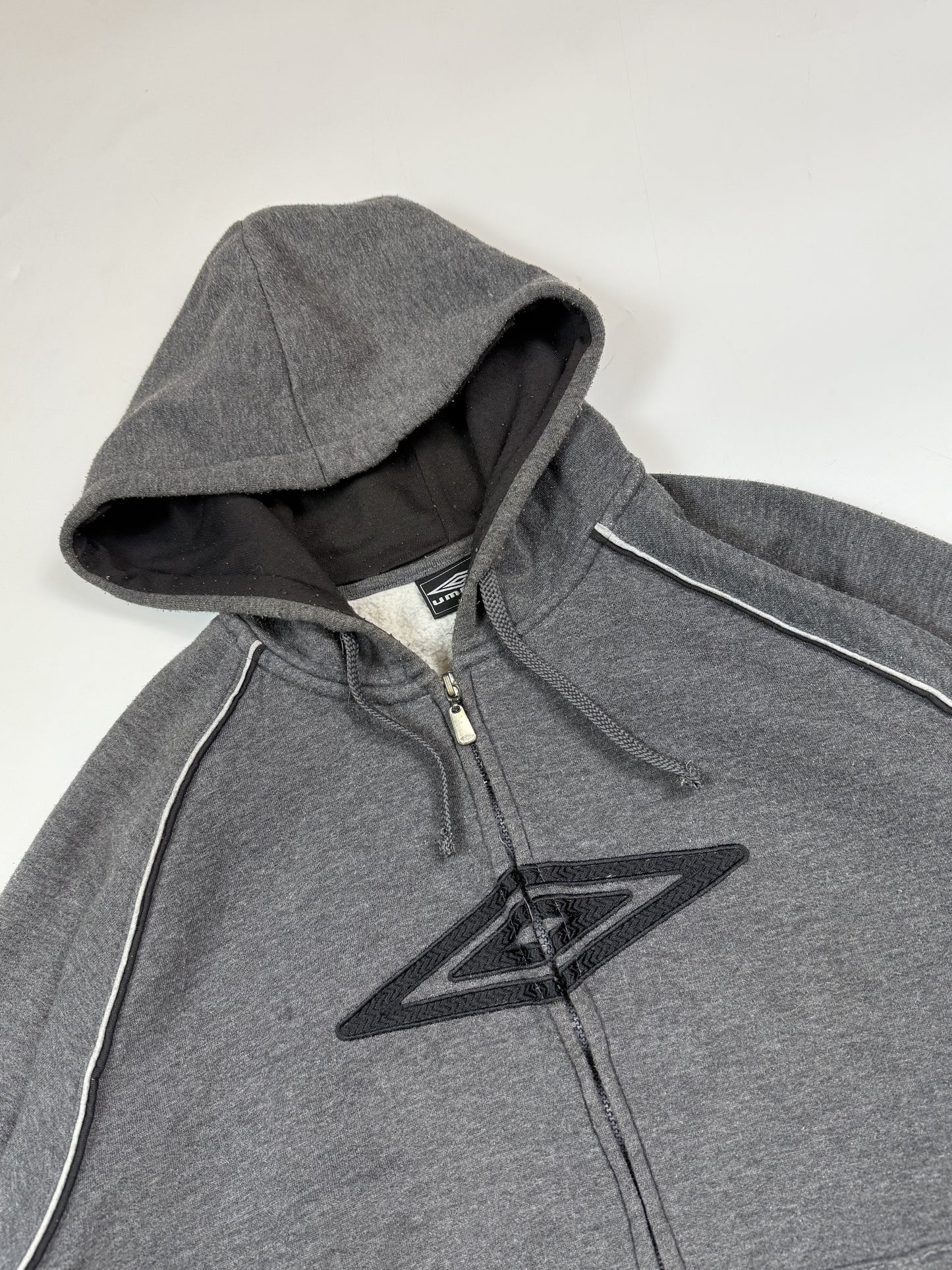 Vintage Umbro zip up hoodie (M)