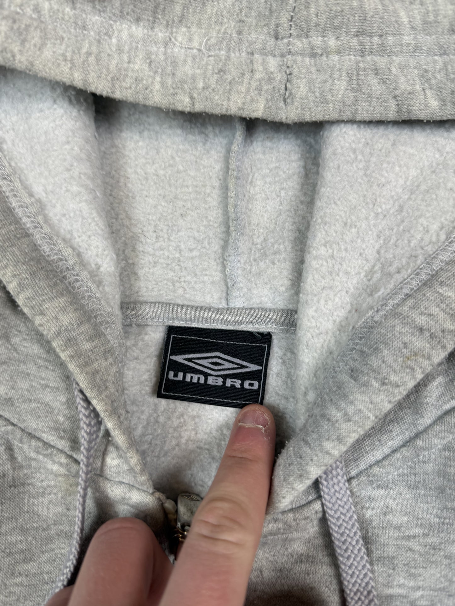 Vintage Umbro zip up hoodie (L)