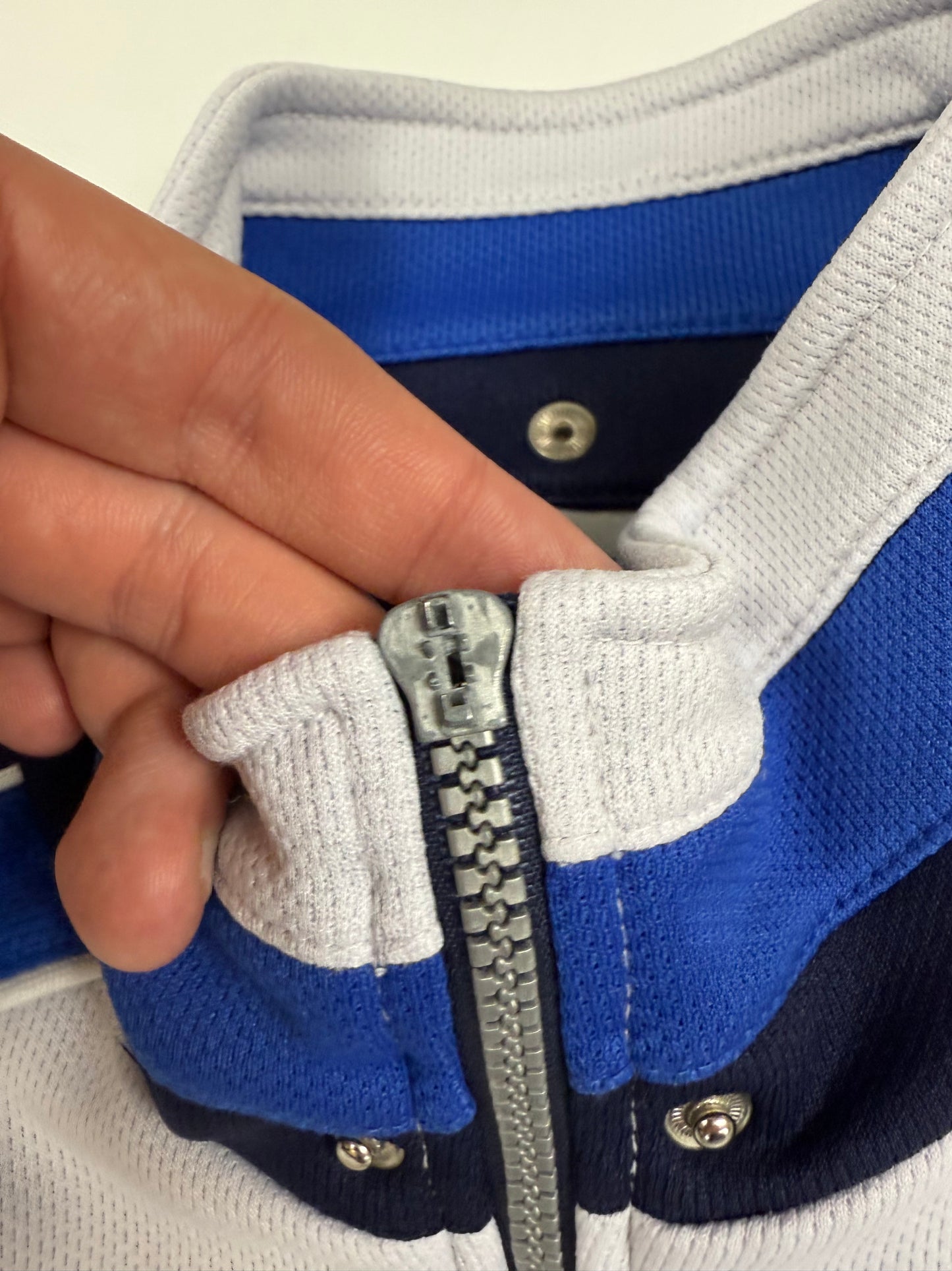 Vintage Reebok spell out track top (M)