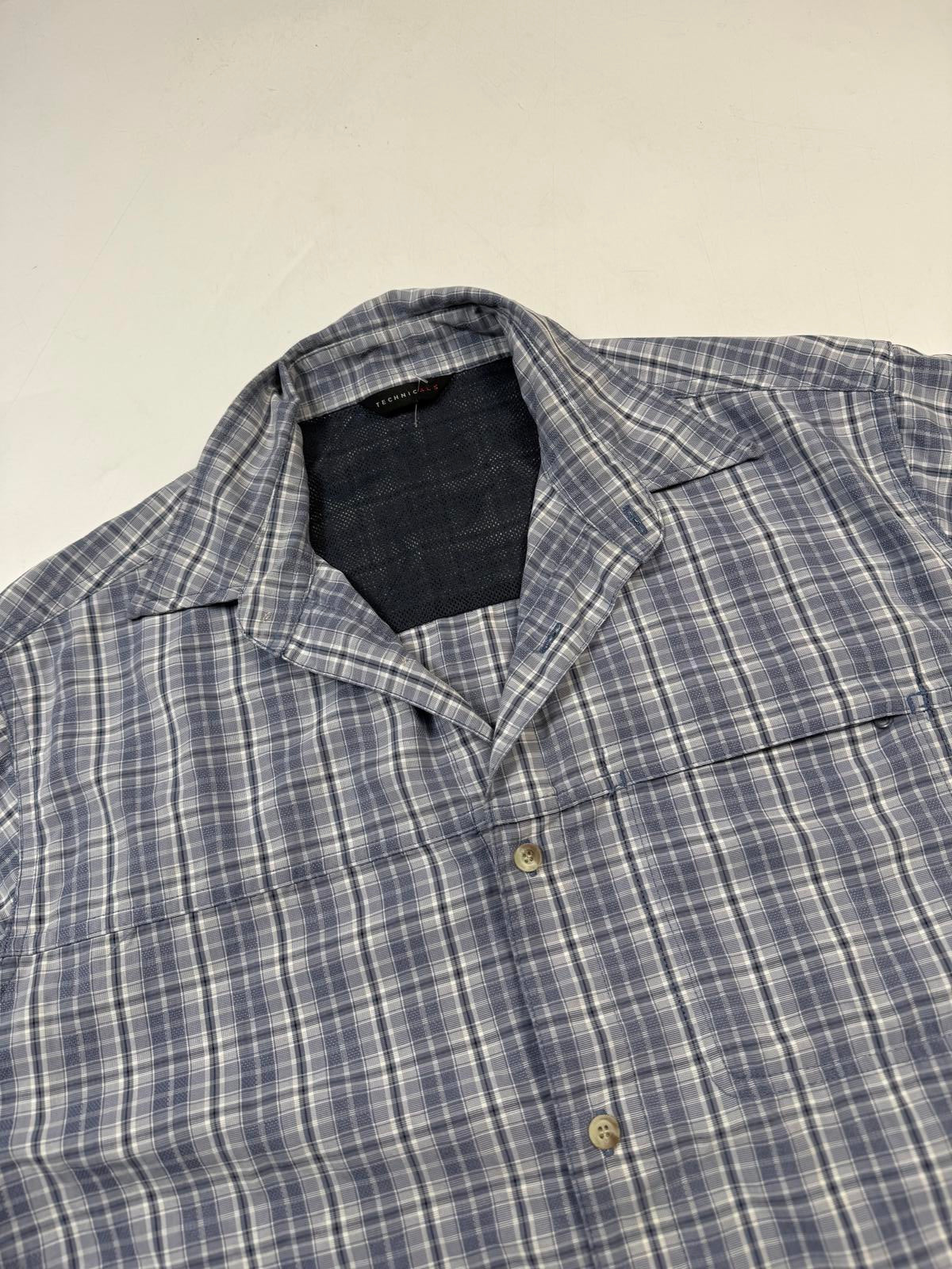 Vintage Y2K checkered short sleeve shirt (L)