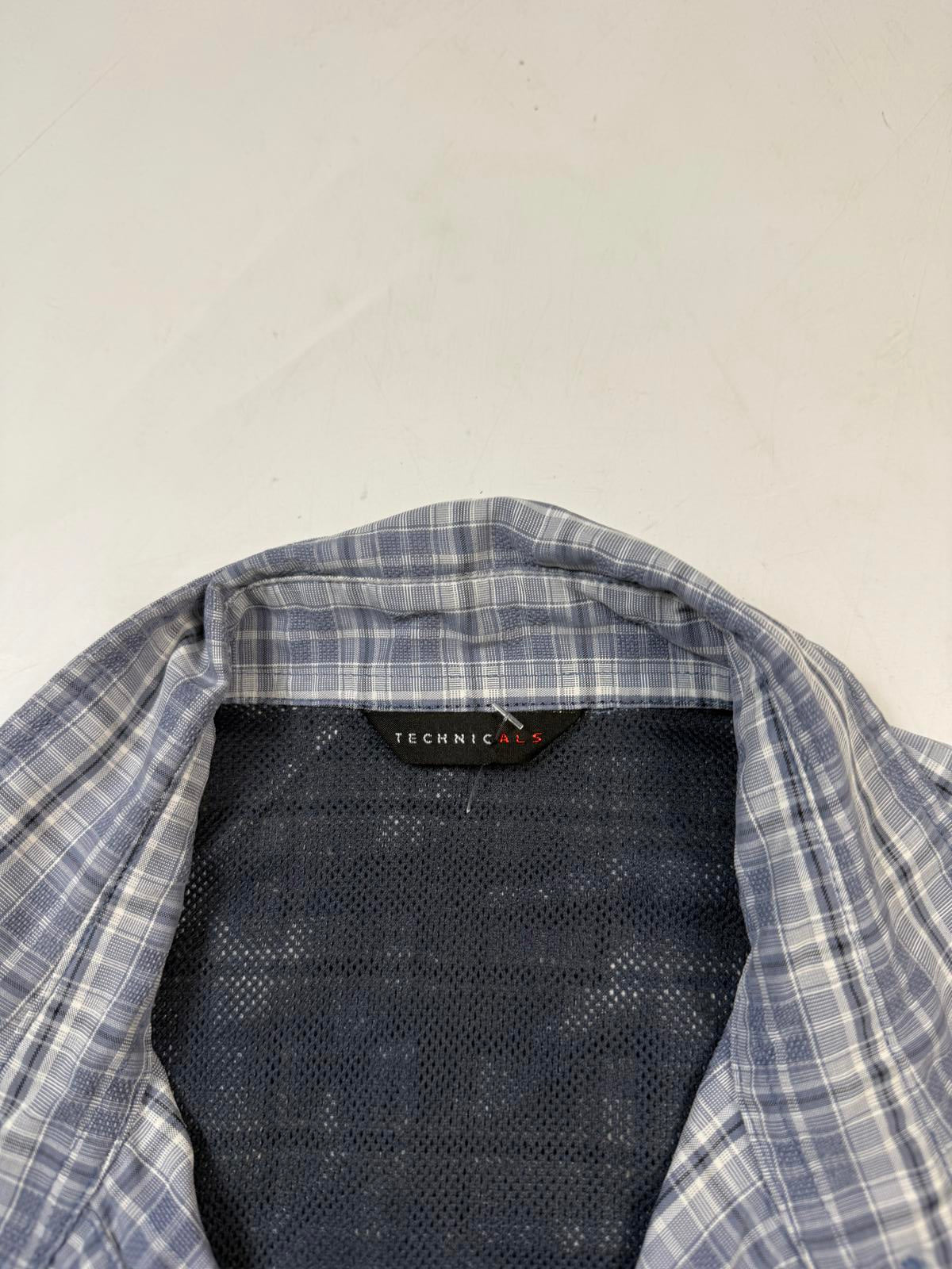 Vintage Y2K checkered short sleeve shirt (L)