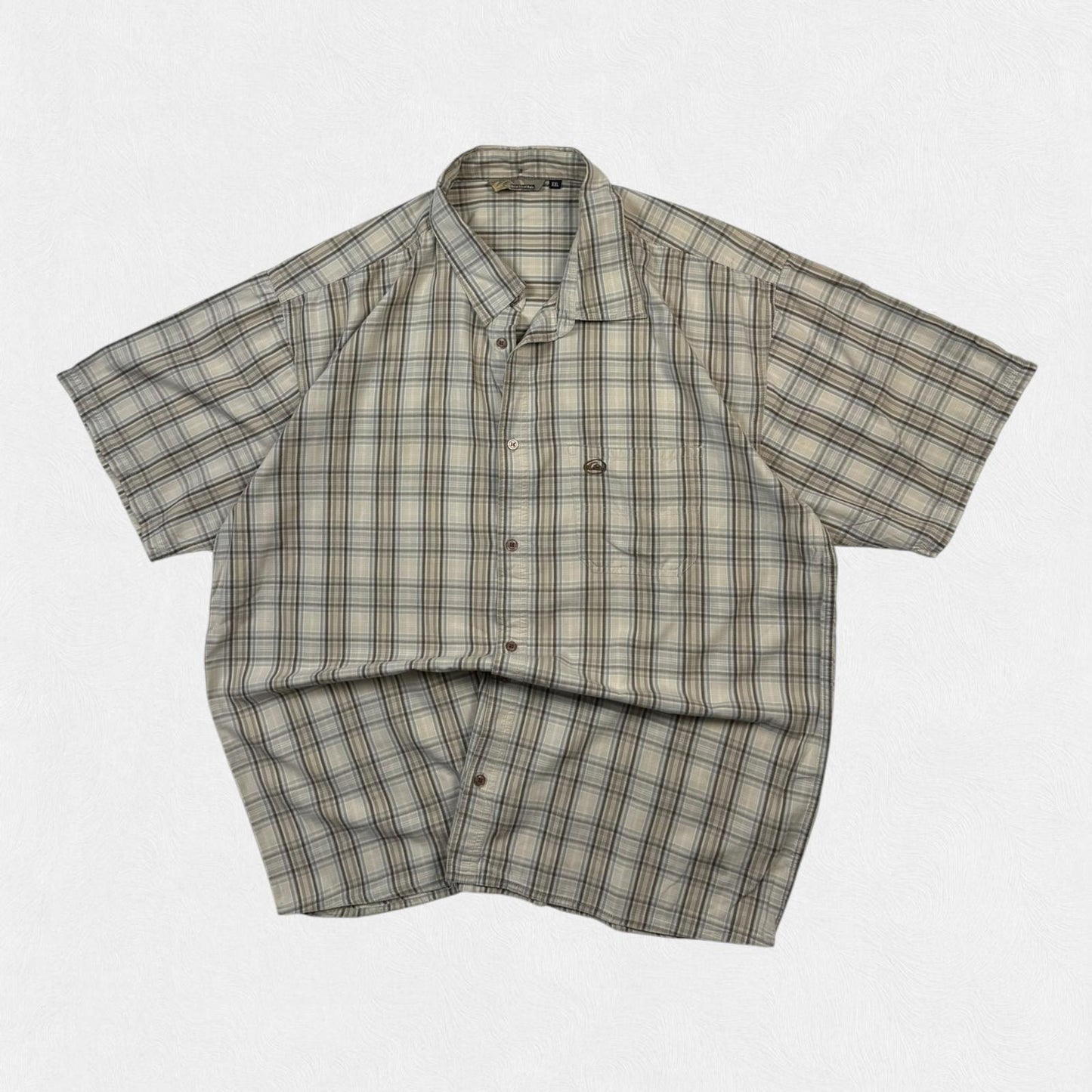 Vintage Y2K Quiksilver checkered short sleeve shirt (XXL)