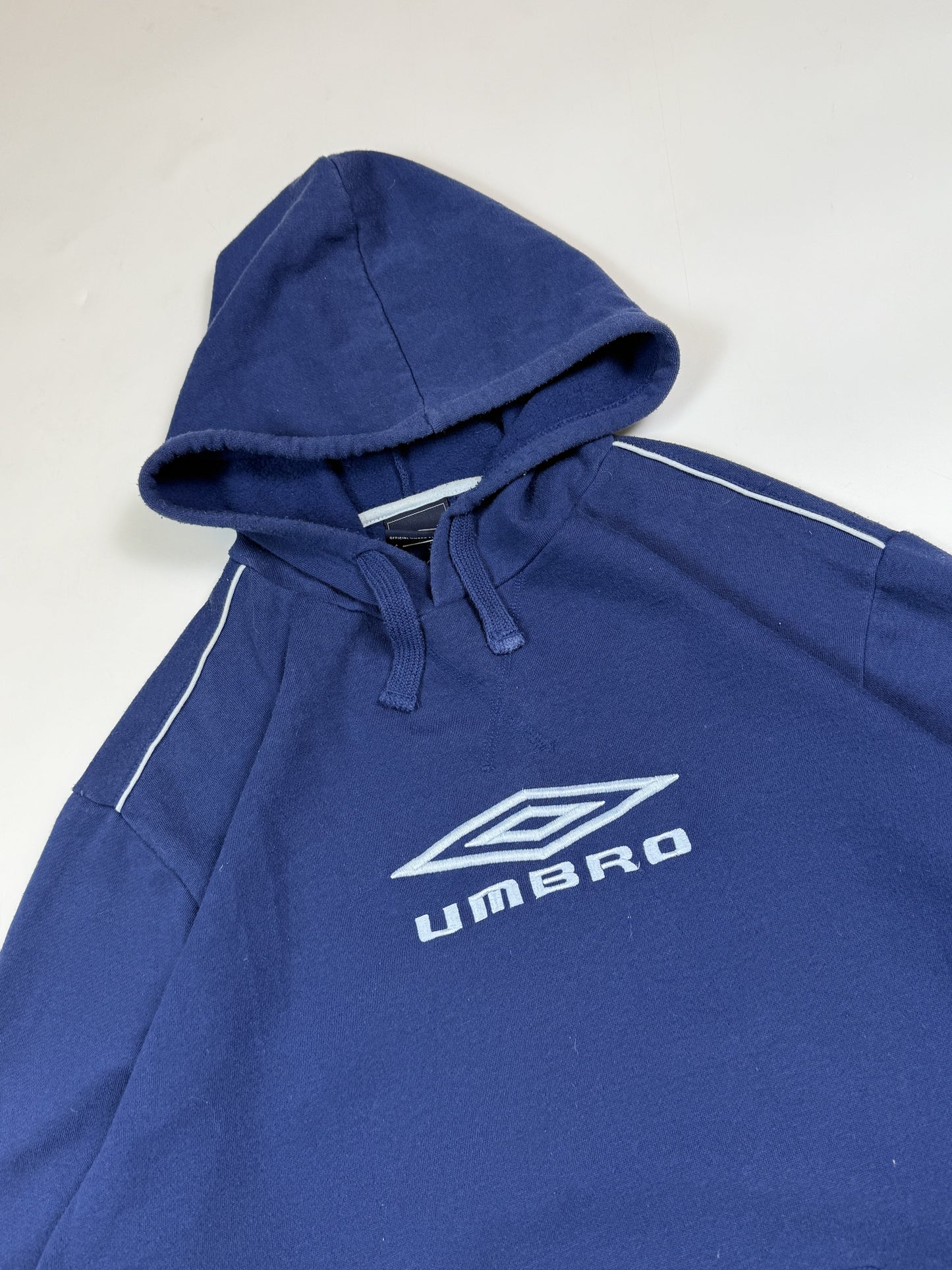 Vintage Umbro centre logo hoodie (L)