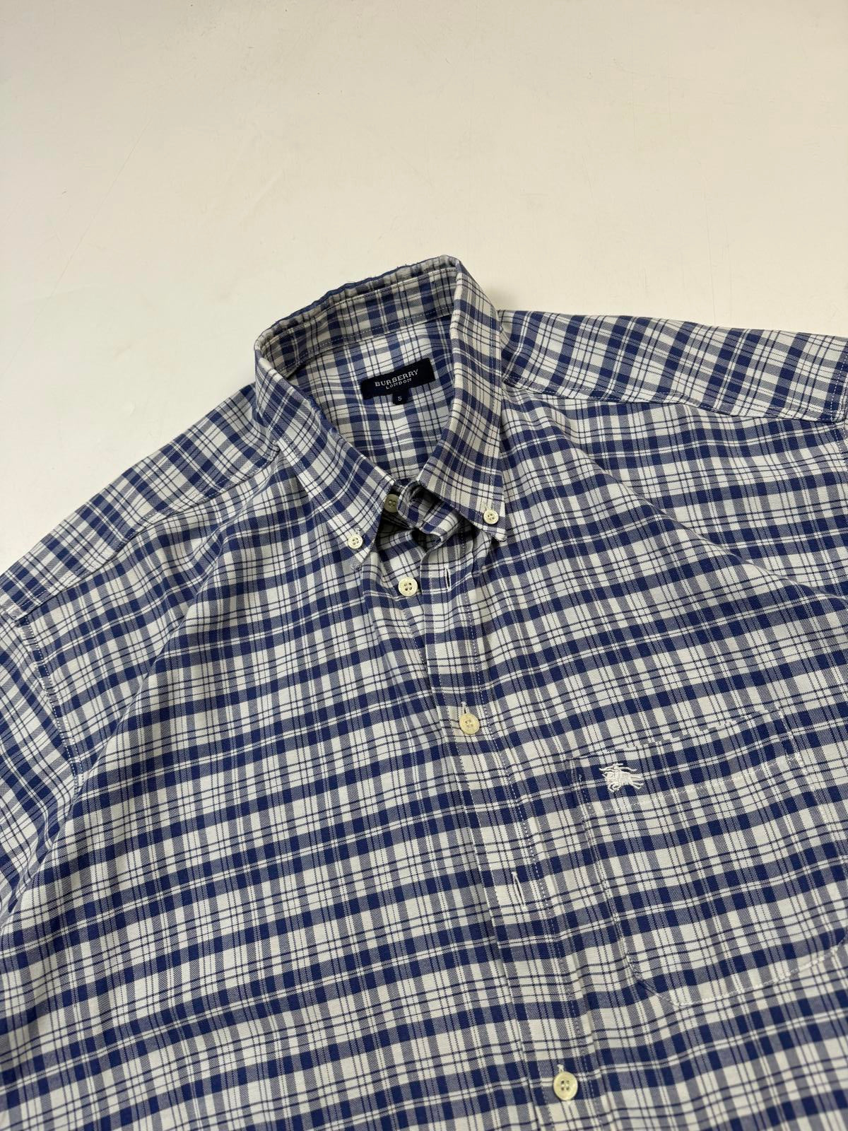 Vintage Burberry checkered short sleeve shirt (XL)