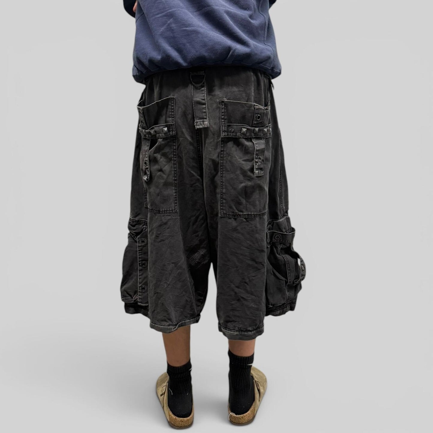 Vintage Punk baggy hip hop cargo shorts (W40)