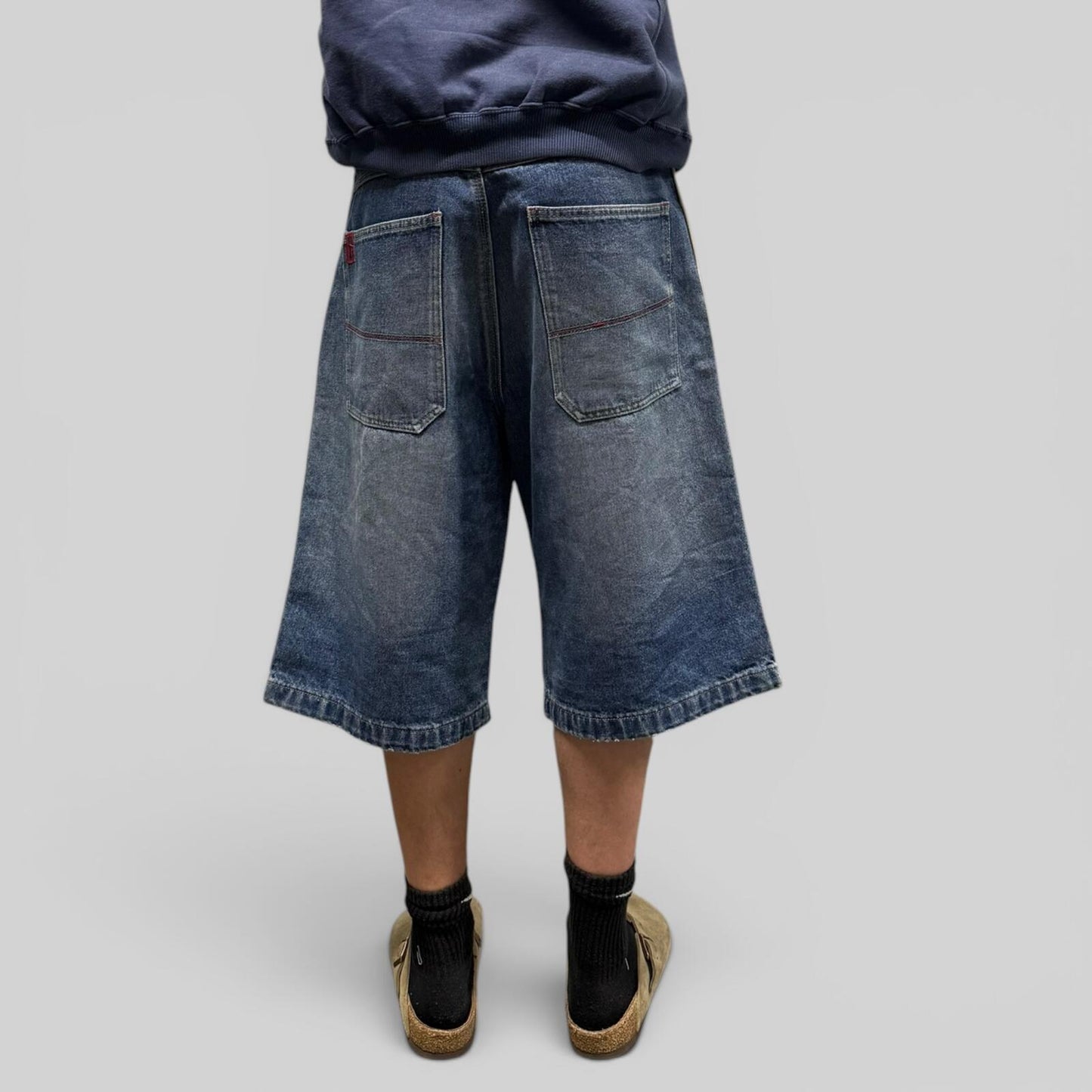 Vintage Y2K baggy hip hop jorts (W36)
