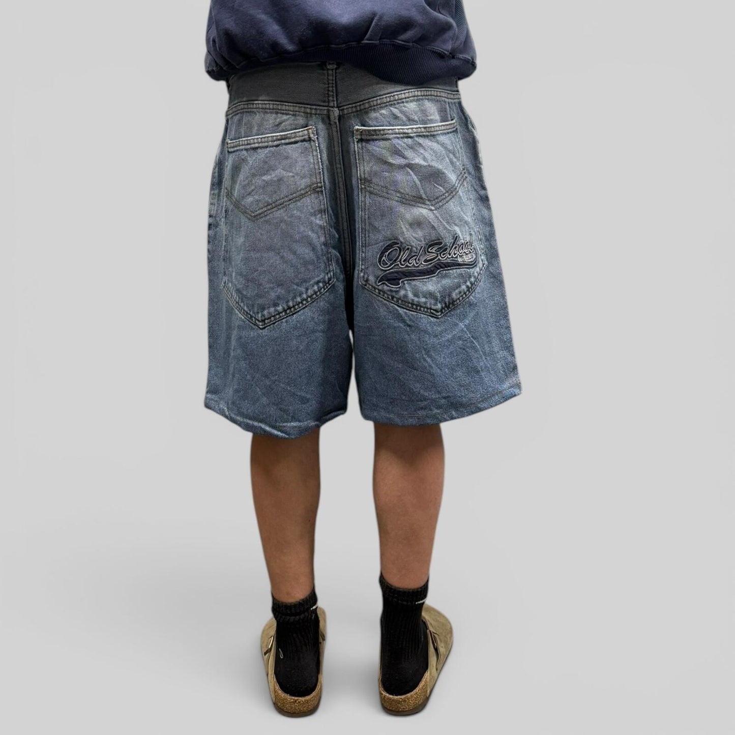 Vintage Y2K wide leg baggy hip hop jorts (W32)