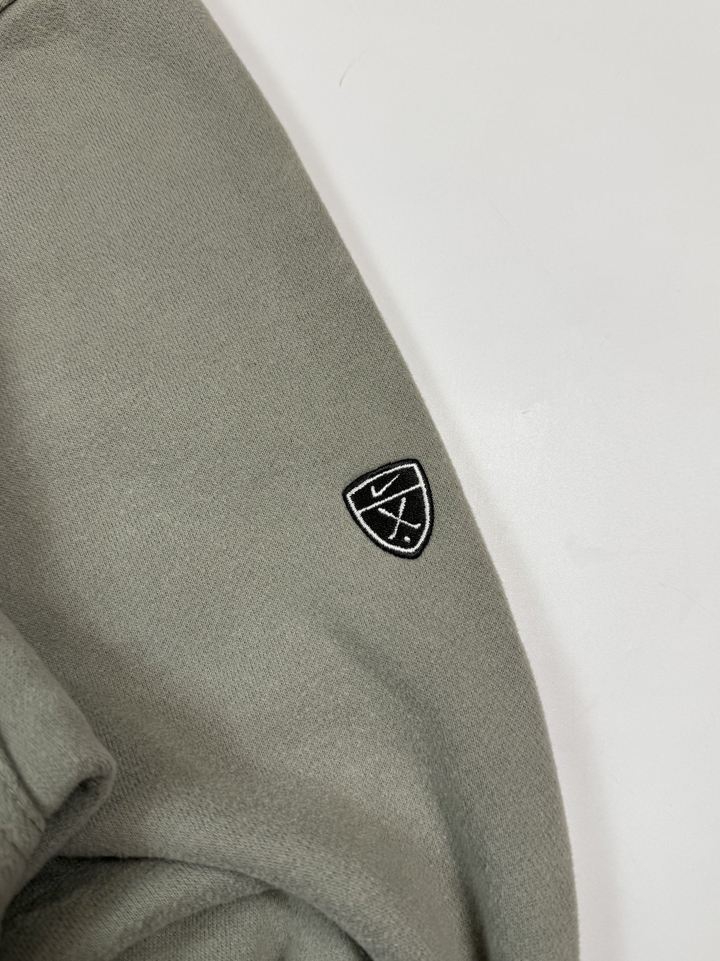 Vintage Nike golf quarter zip sweatshirt (M)