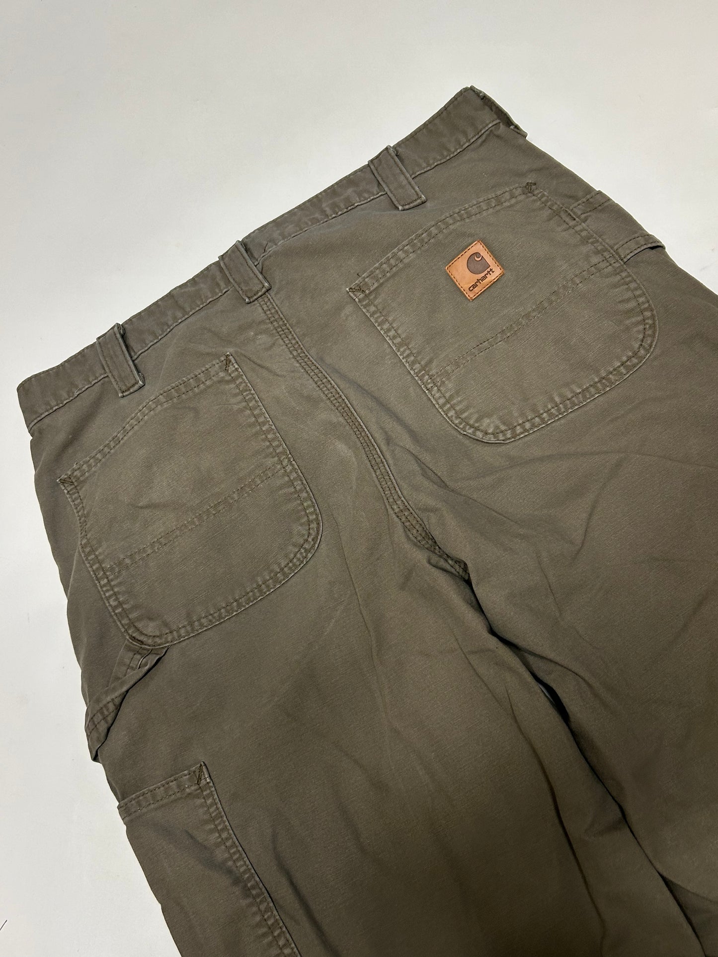 Carhartt baggy carpenter pants (W34)