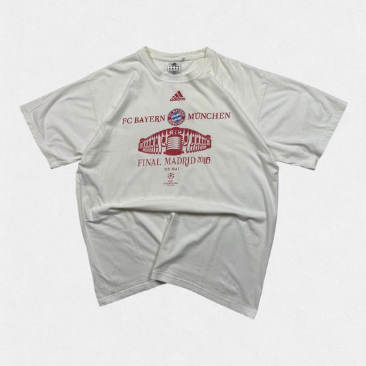Adidas Bayern Munich champions league 2010 graphic tee (XXL)