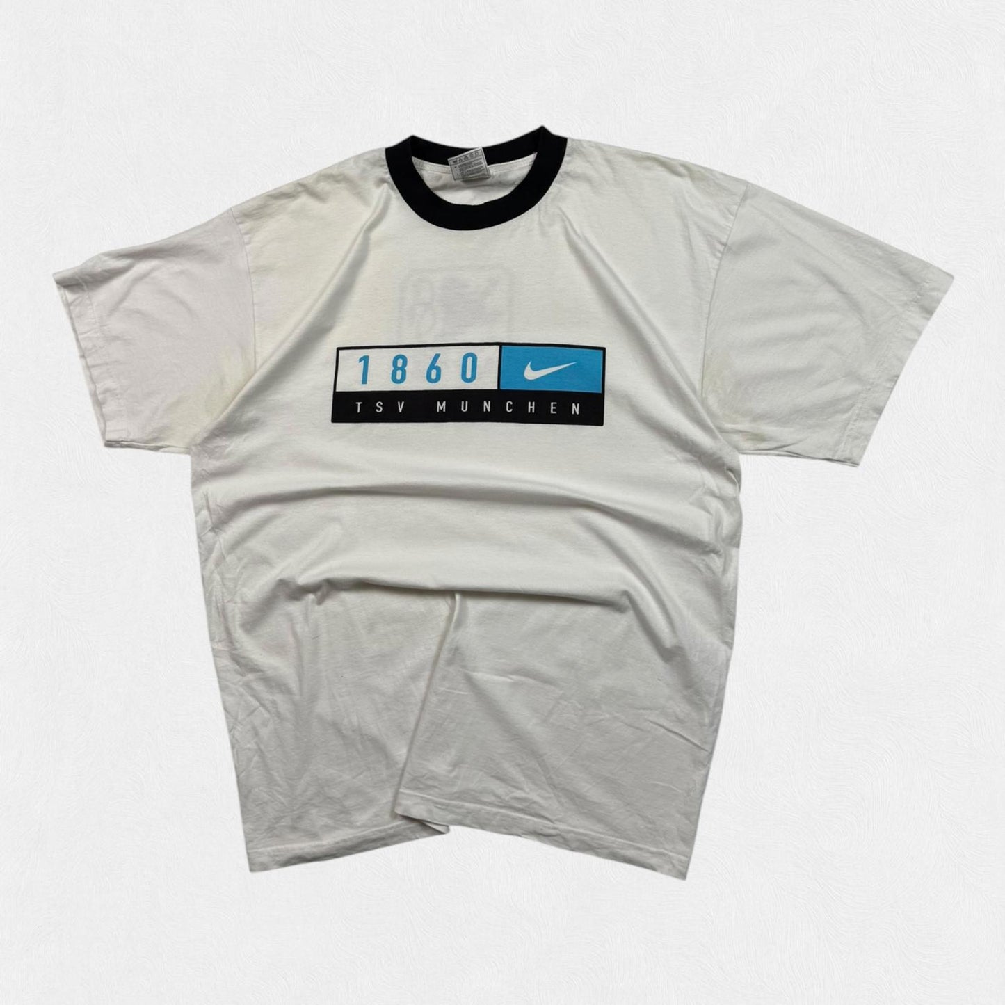 Vintage 90s Munchen 1860 Nike football tee (XL)