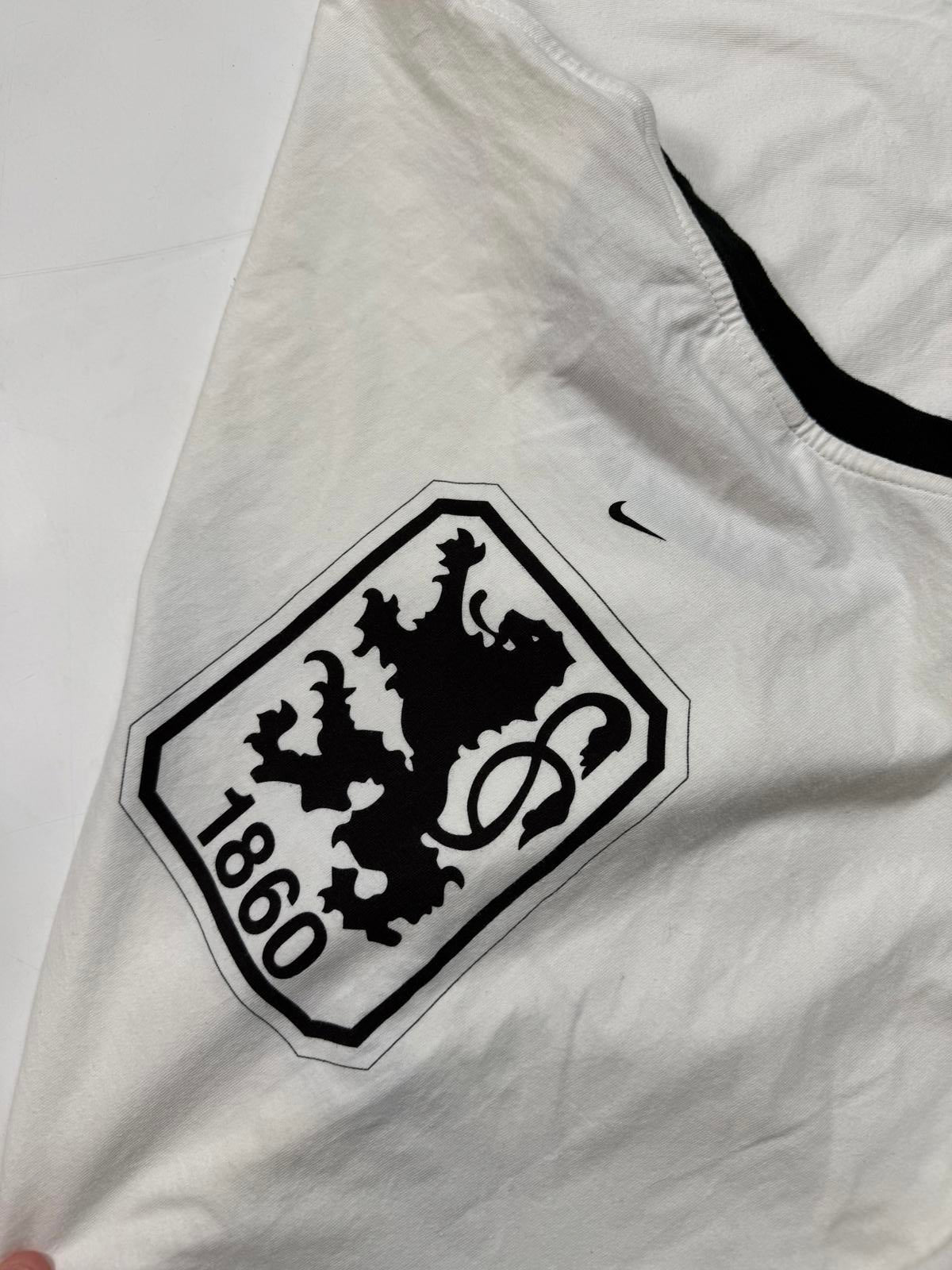 Vintage 90s Munchen 1860 Nike football tee (XL)