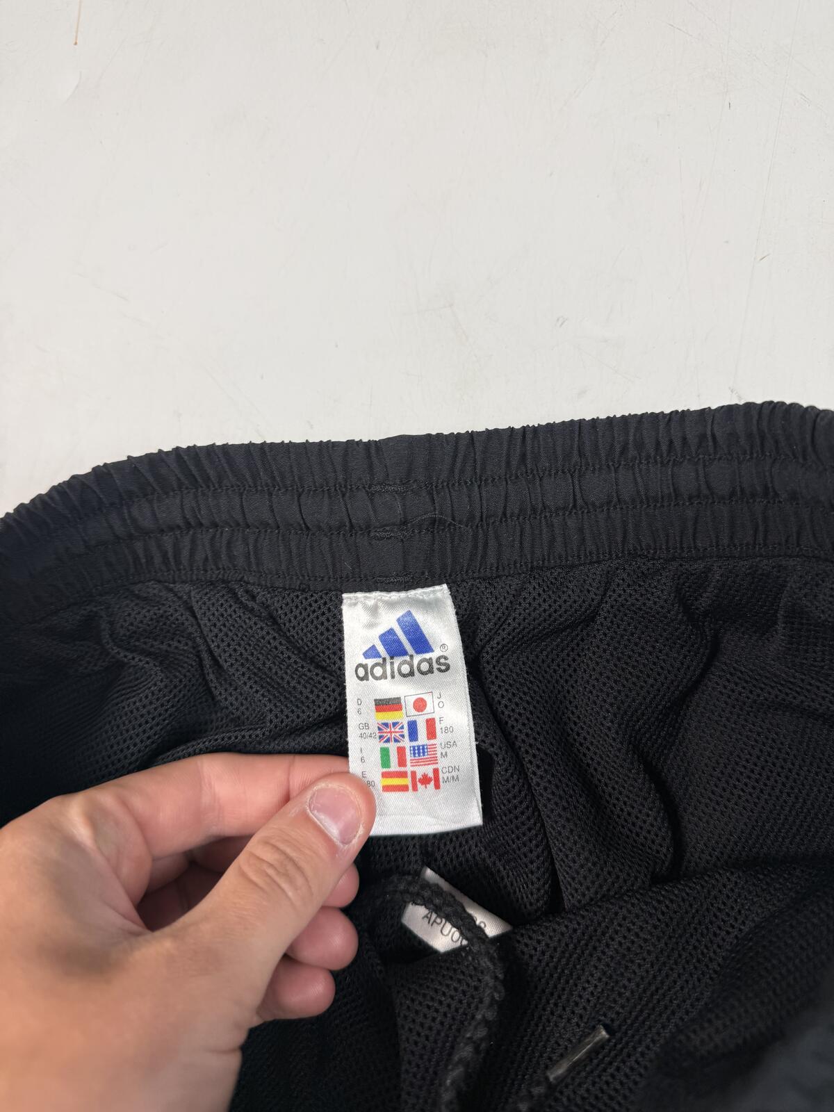 Vintage 90s adidas wide leg baggy track pants (M)
