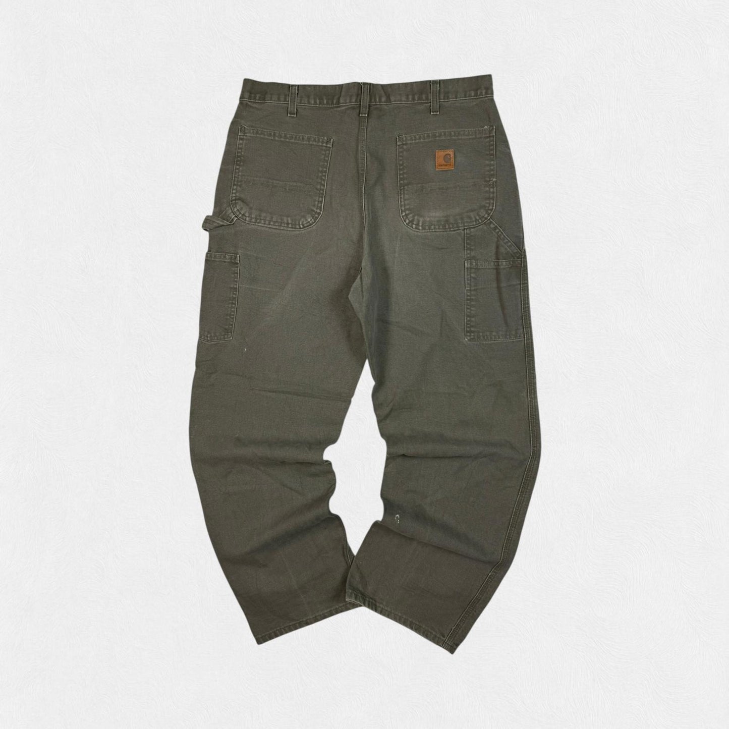 Carhartt baggy carpenter pants (W36)
