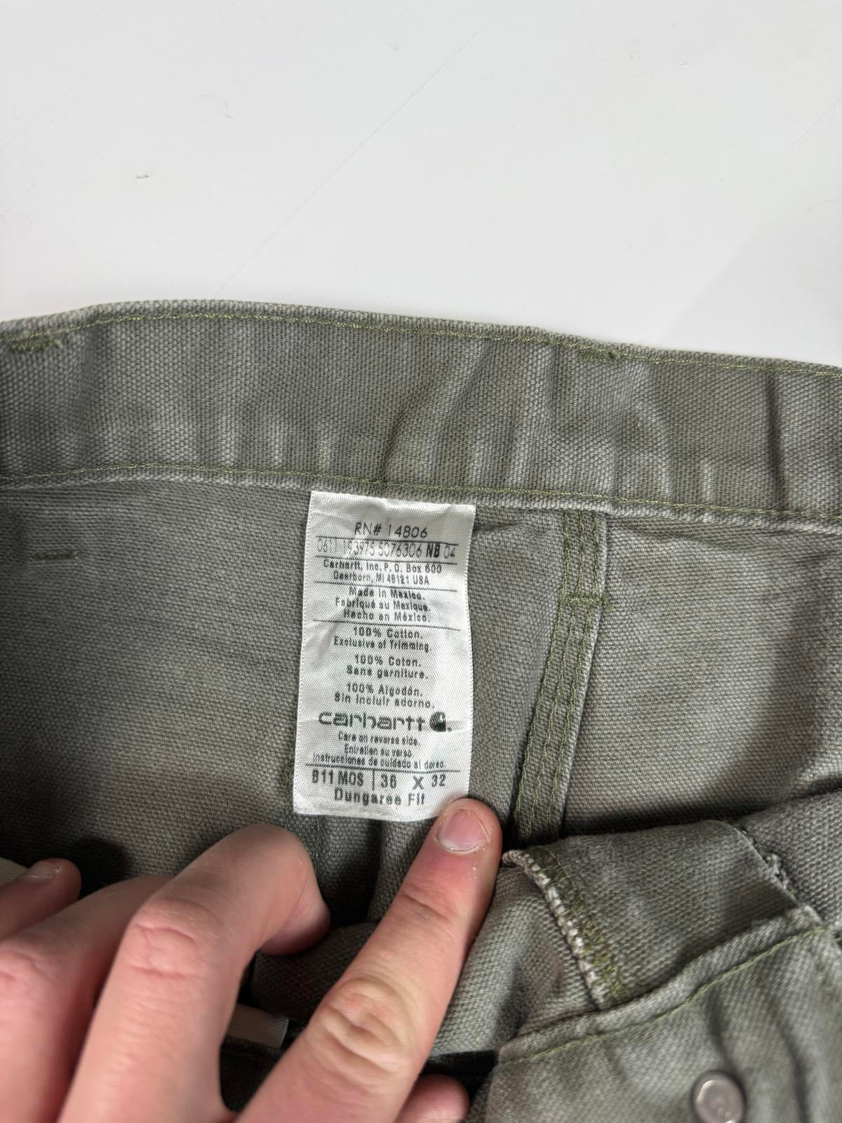 Carhartt baggy carpenter pants (W36)