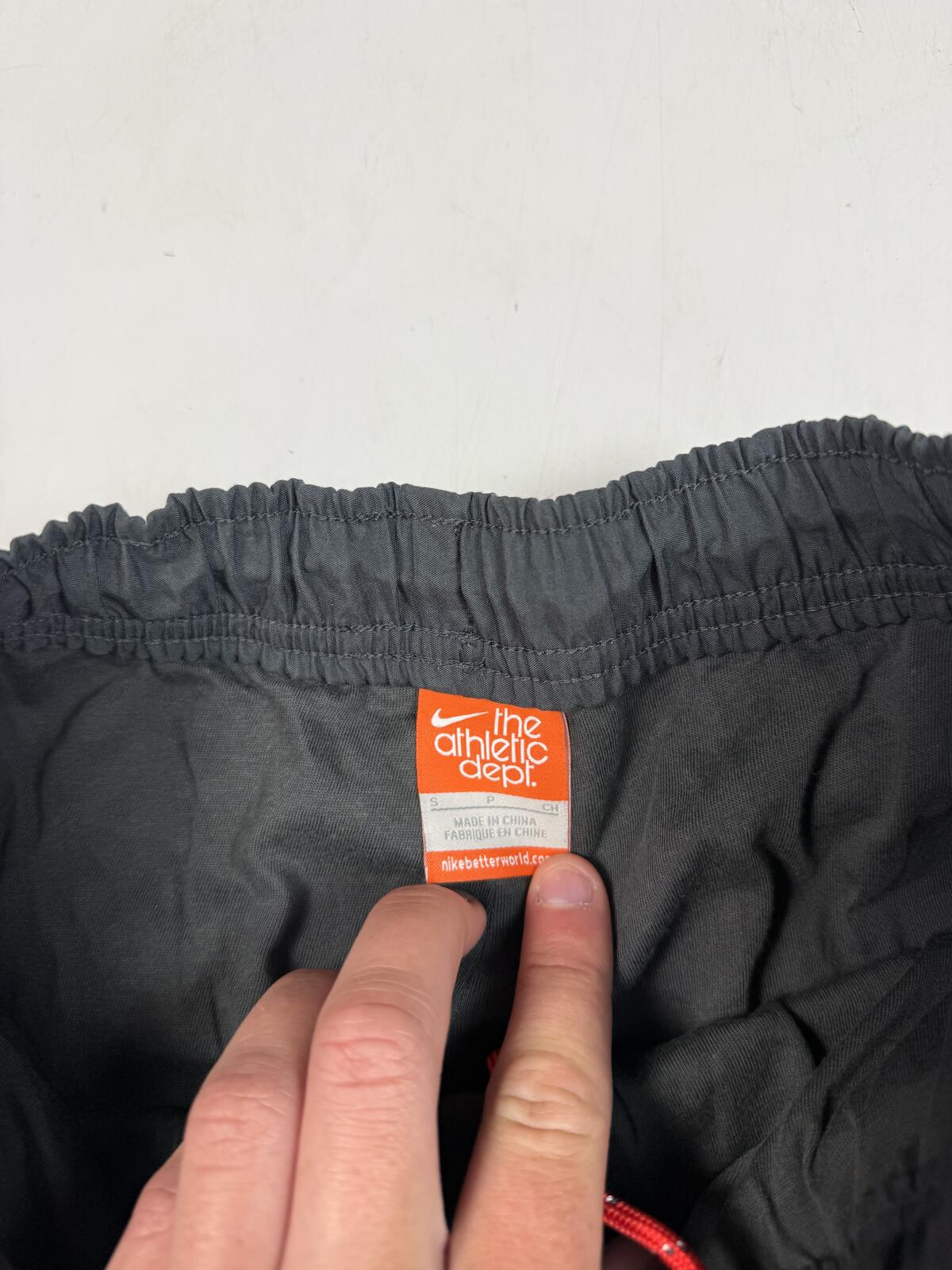 Vintage Y2K Nike baggy track pants (S)