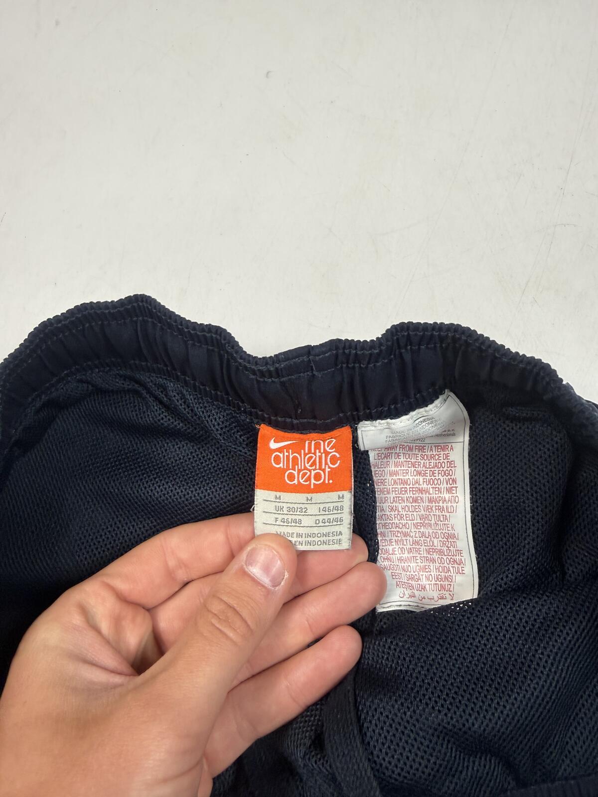 Vintage Y2K Nike baggy track pants (M)