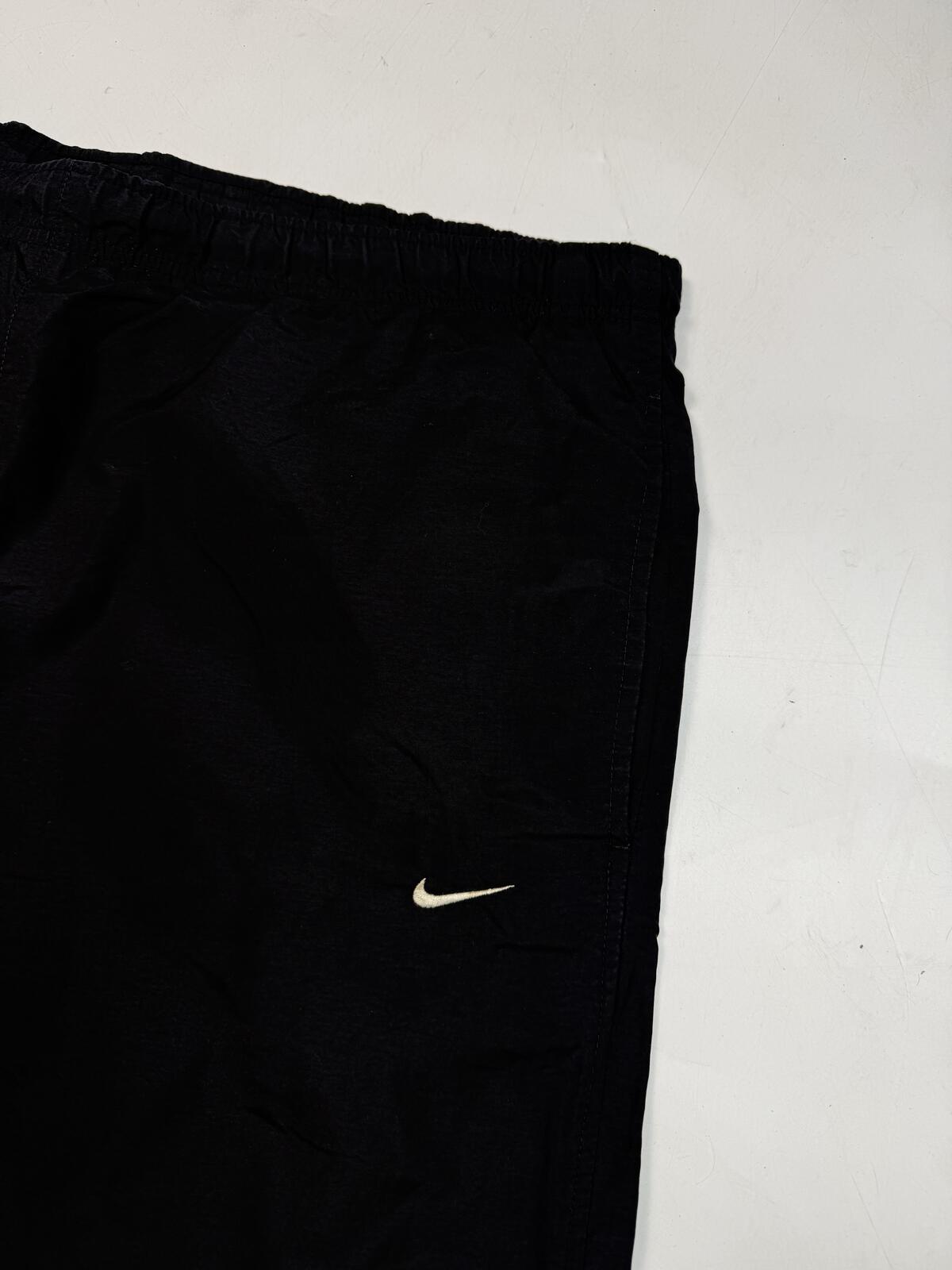 Vintage Y2K Nike baggy track pants (L)
