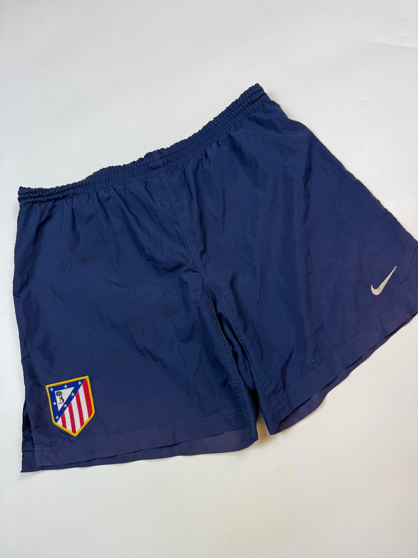 Vintage Atletico Madrid 2003/04 Nike home football shorts (M)