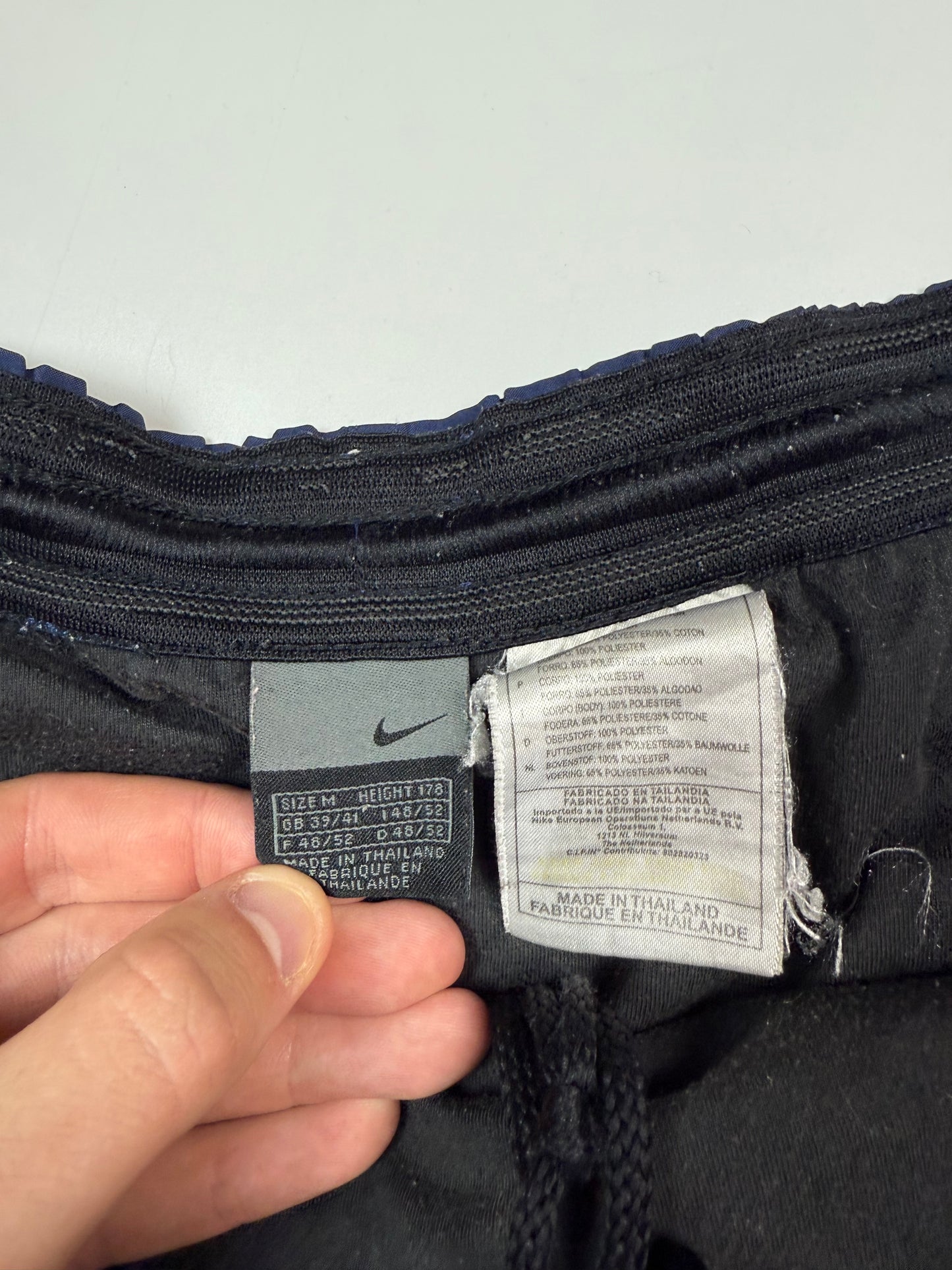 Vintage Atletico Madrid 2003/04 Nike home football shorts (M)