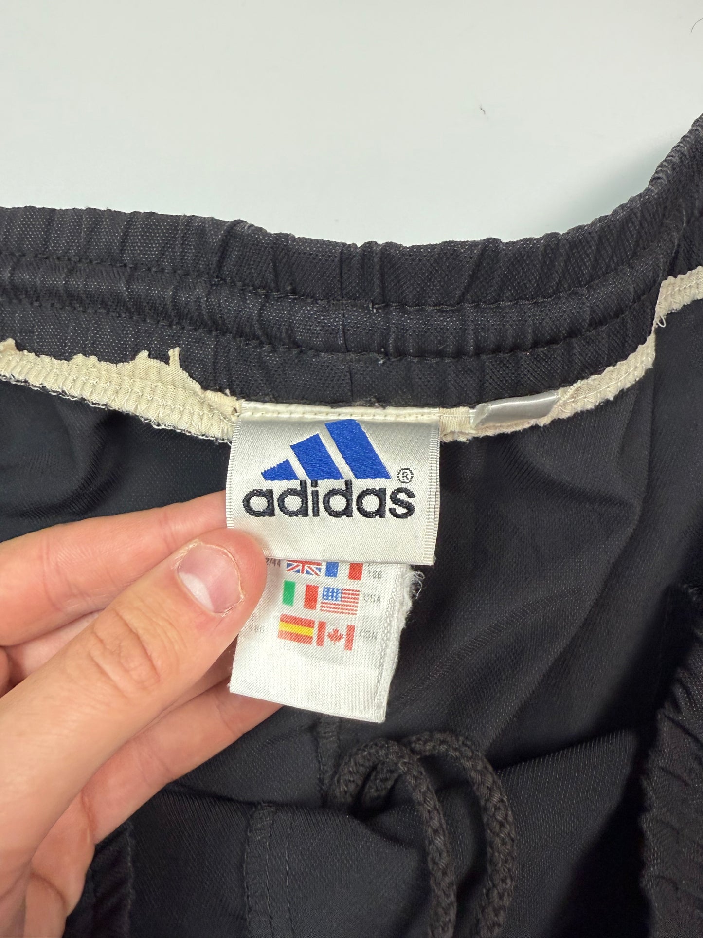 Vintage Real Madrid 2001/02 Adidas football shorts (XL)