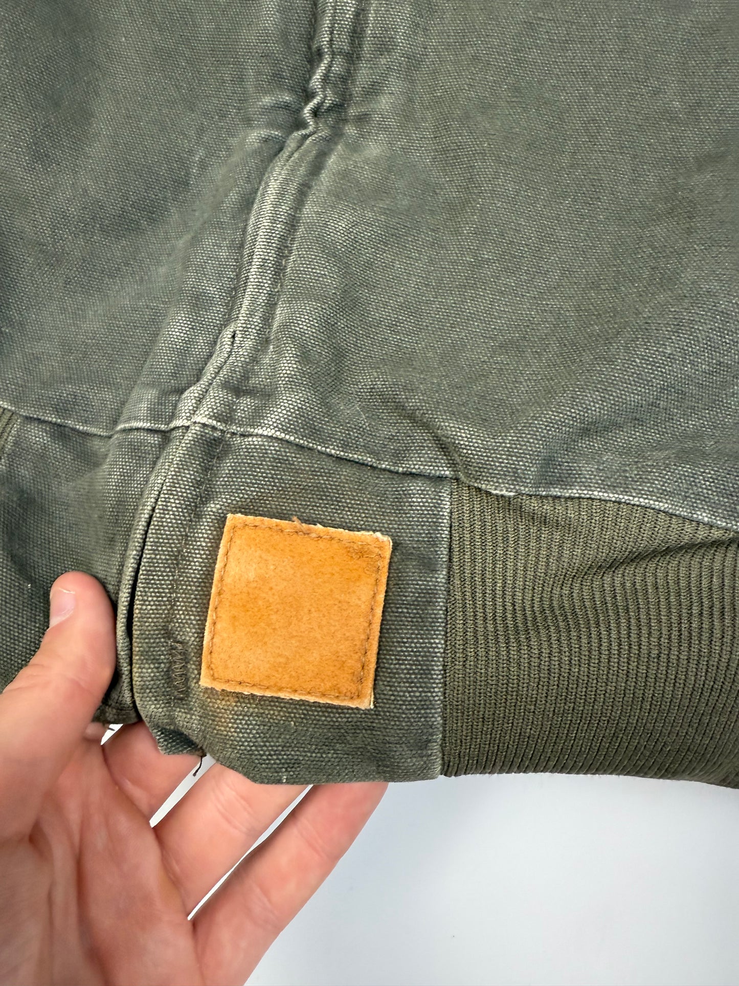 Vintage Carhartt santa fe canvas quilt lined jacket (L)