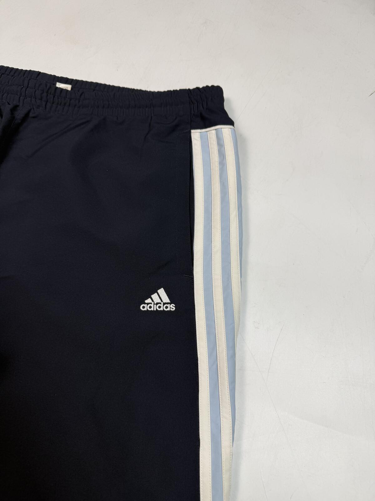 Vintage Y2K adidas side stripe baggy track pants (L)