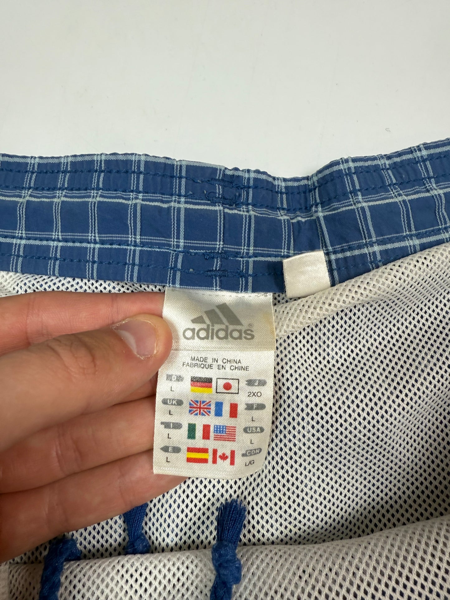 Vintage Adidas checkered sport shorts (L)