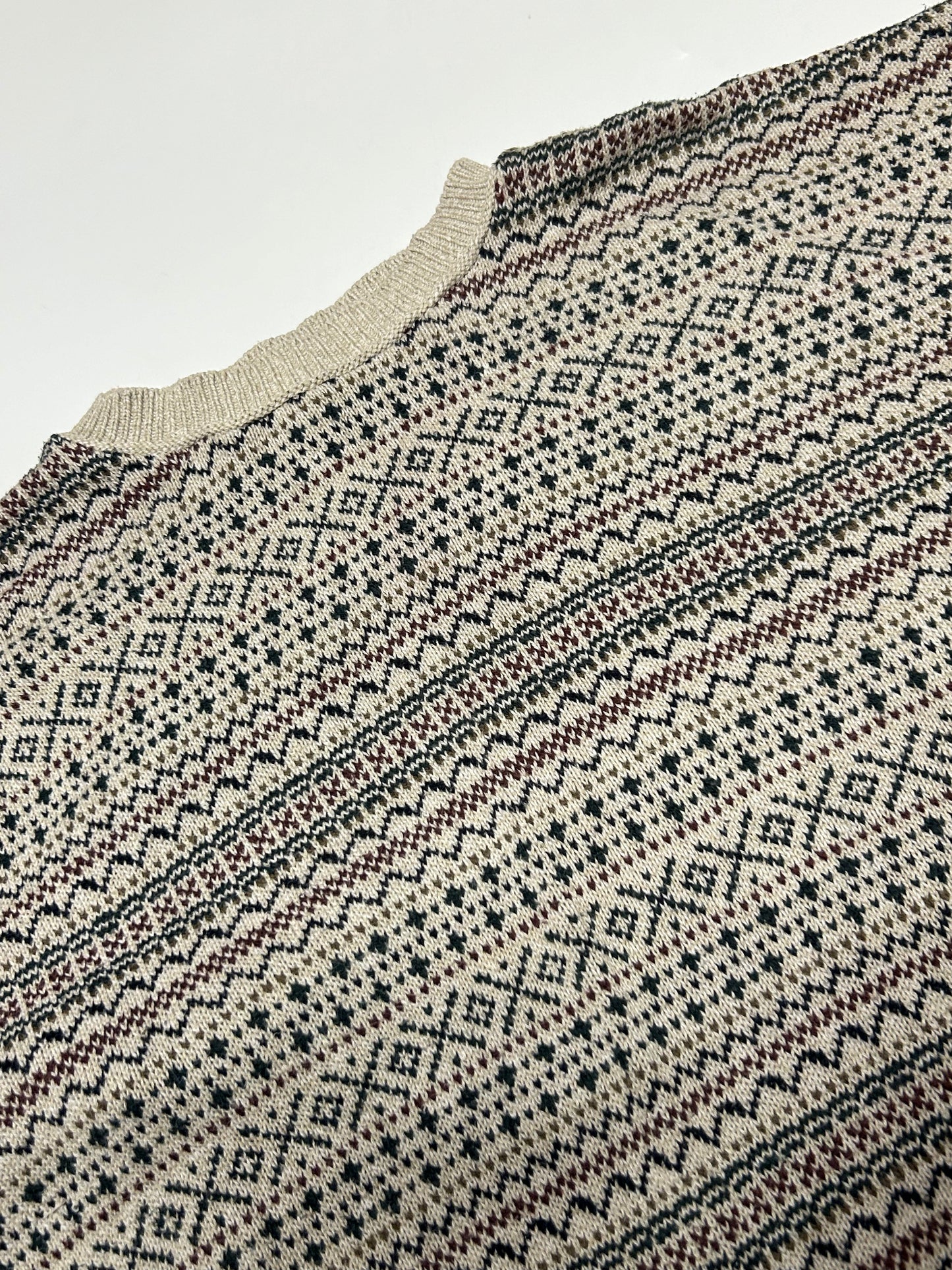 Vintage Claiborne abstract knit sweater (XL)