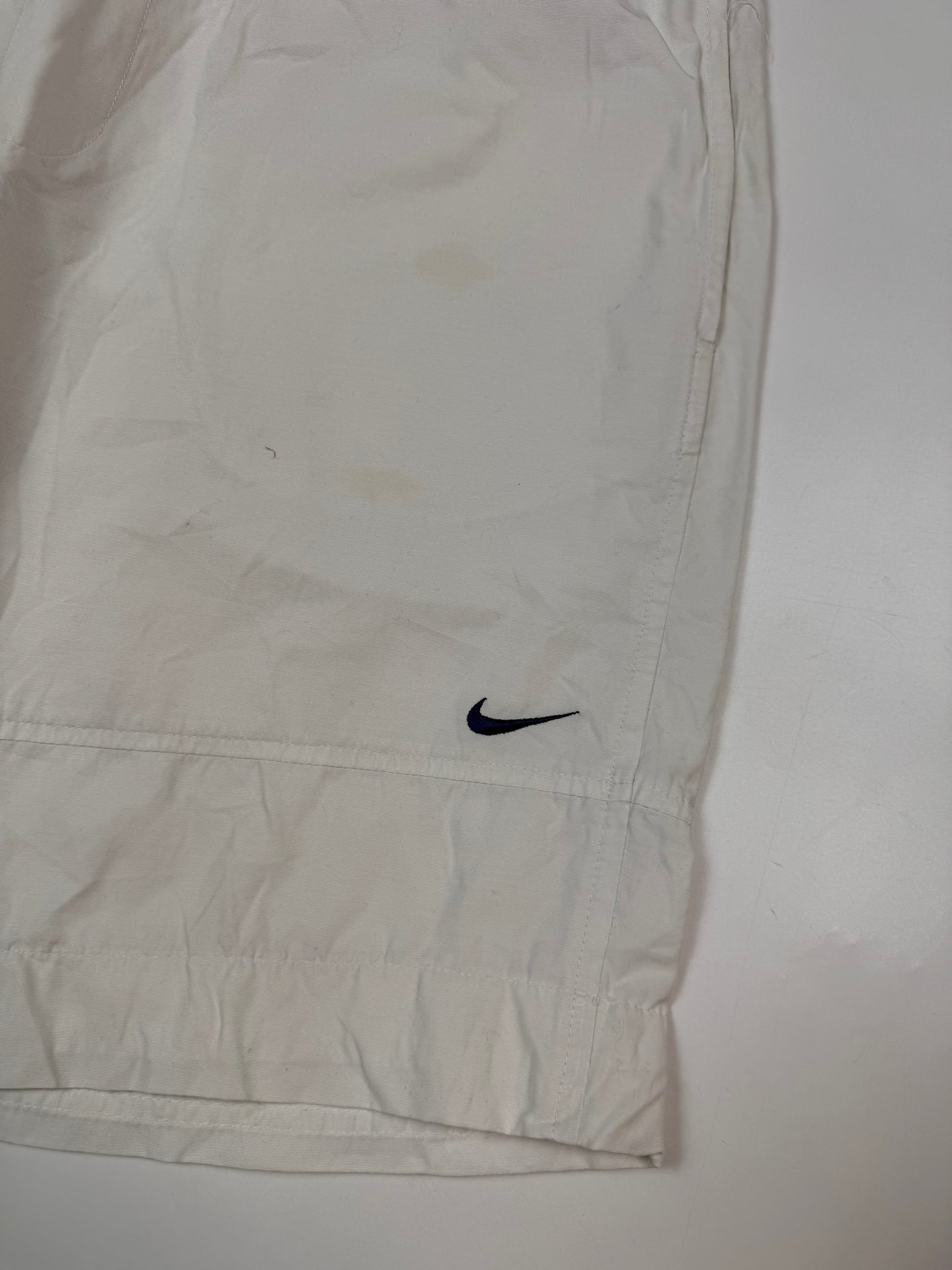 Vintage Nike mini swoosh baggy sport shorts (M)