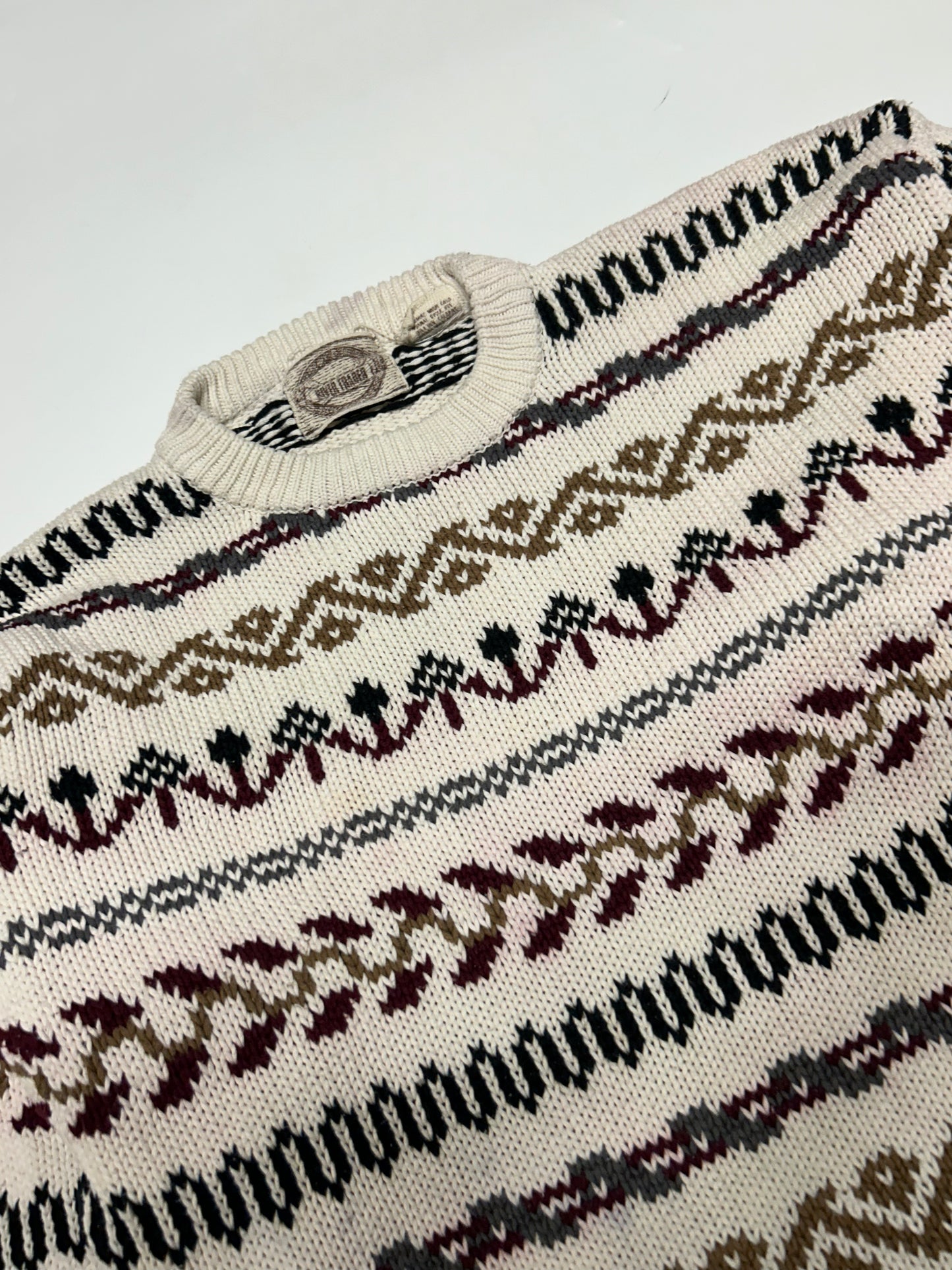 Vintage abstract knit sweater (L)