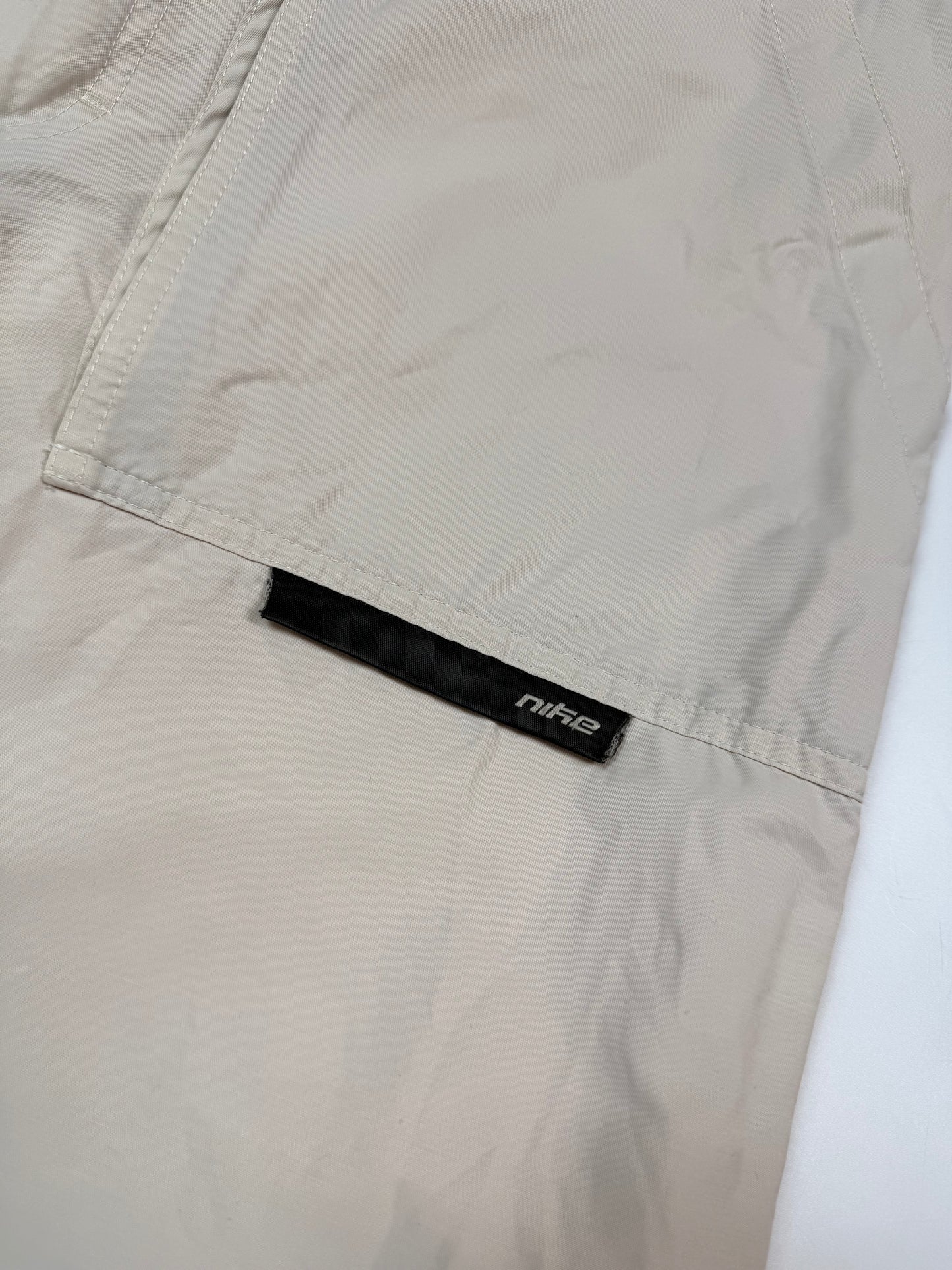 Vintage Nike baggy technical shorts (M)