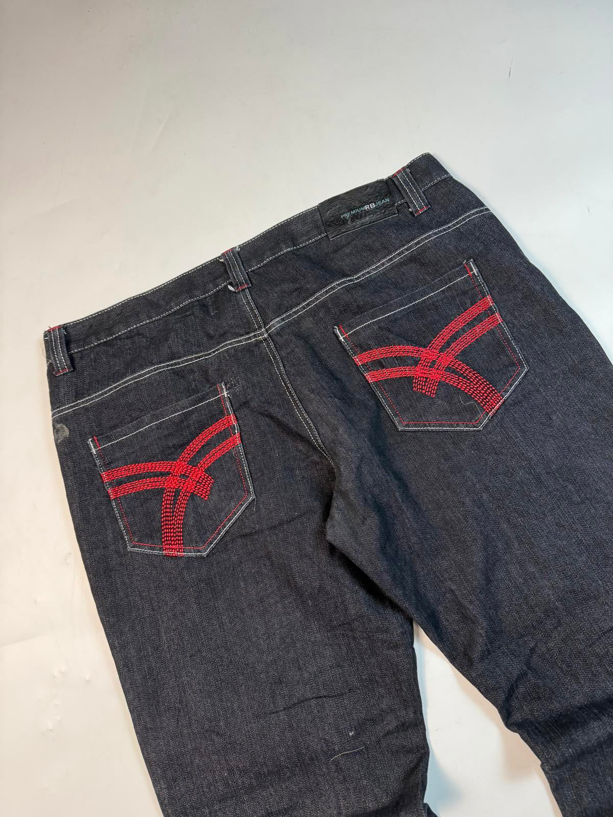 Vintage Y2K baggy hip hop jeans (W42)