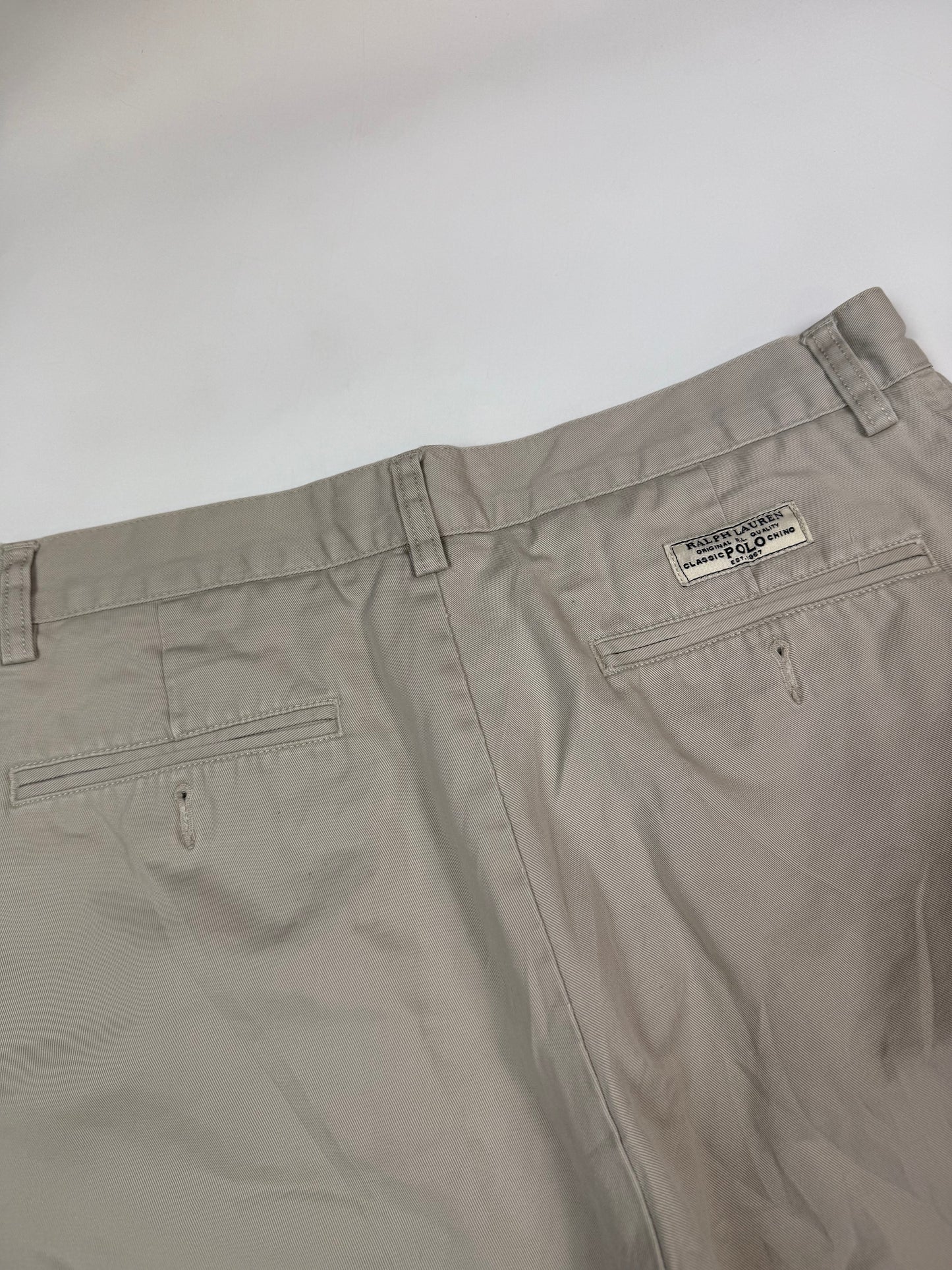 Vintage Polo Ralph Lauren baggy chino shorts (W30)