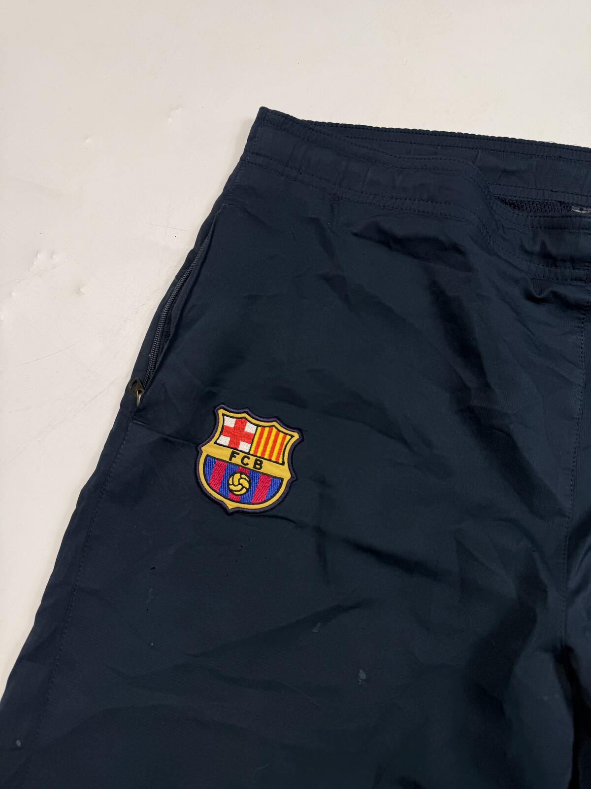 Vintage Barcelona Nike football baggy track pants (M)