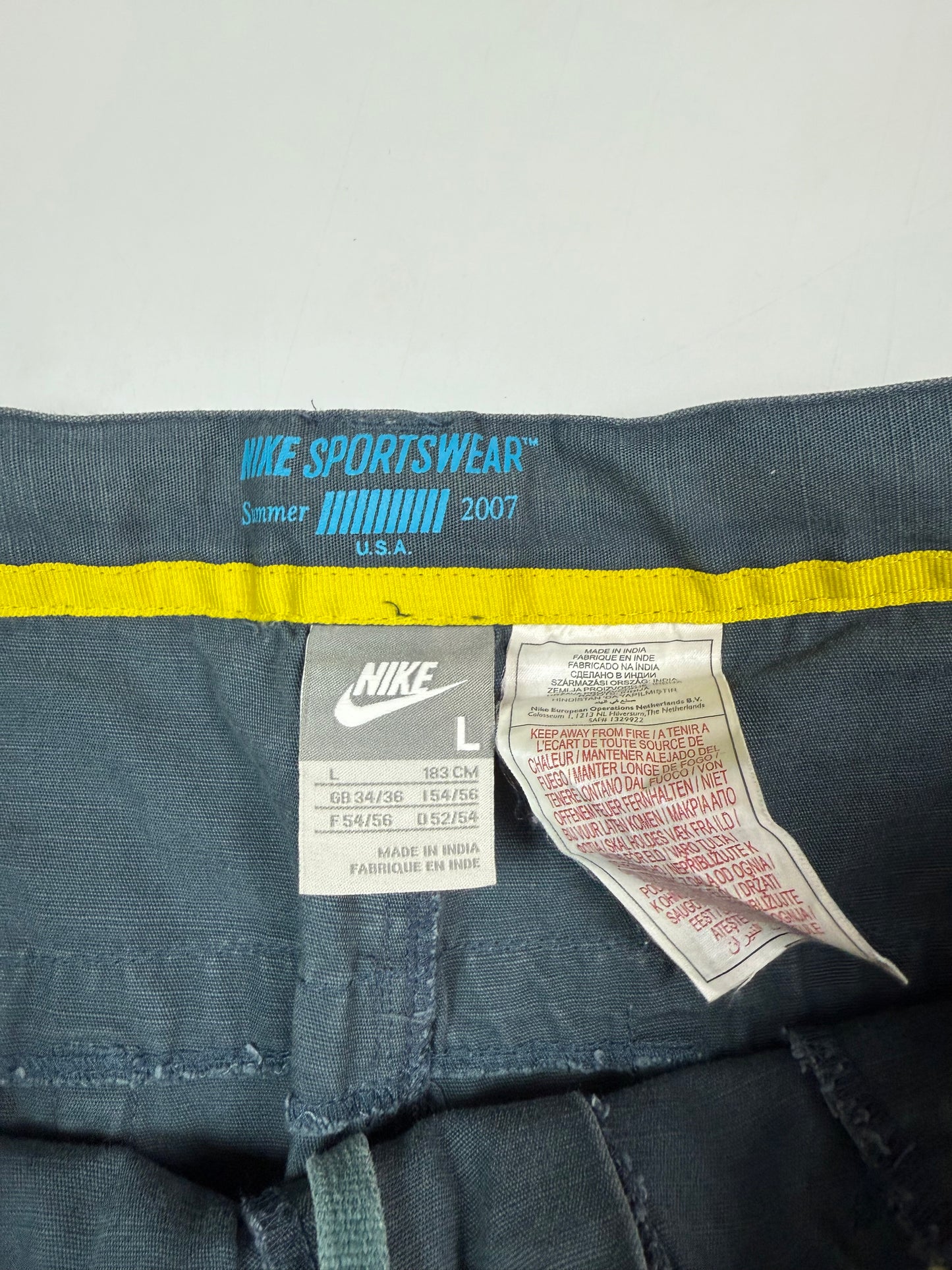 Vintage Nike baggy shorts (L)