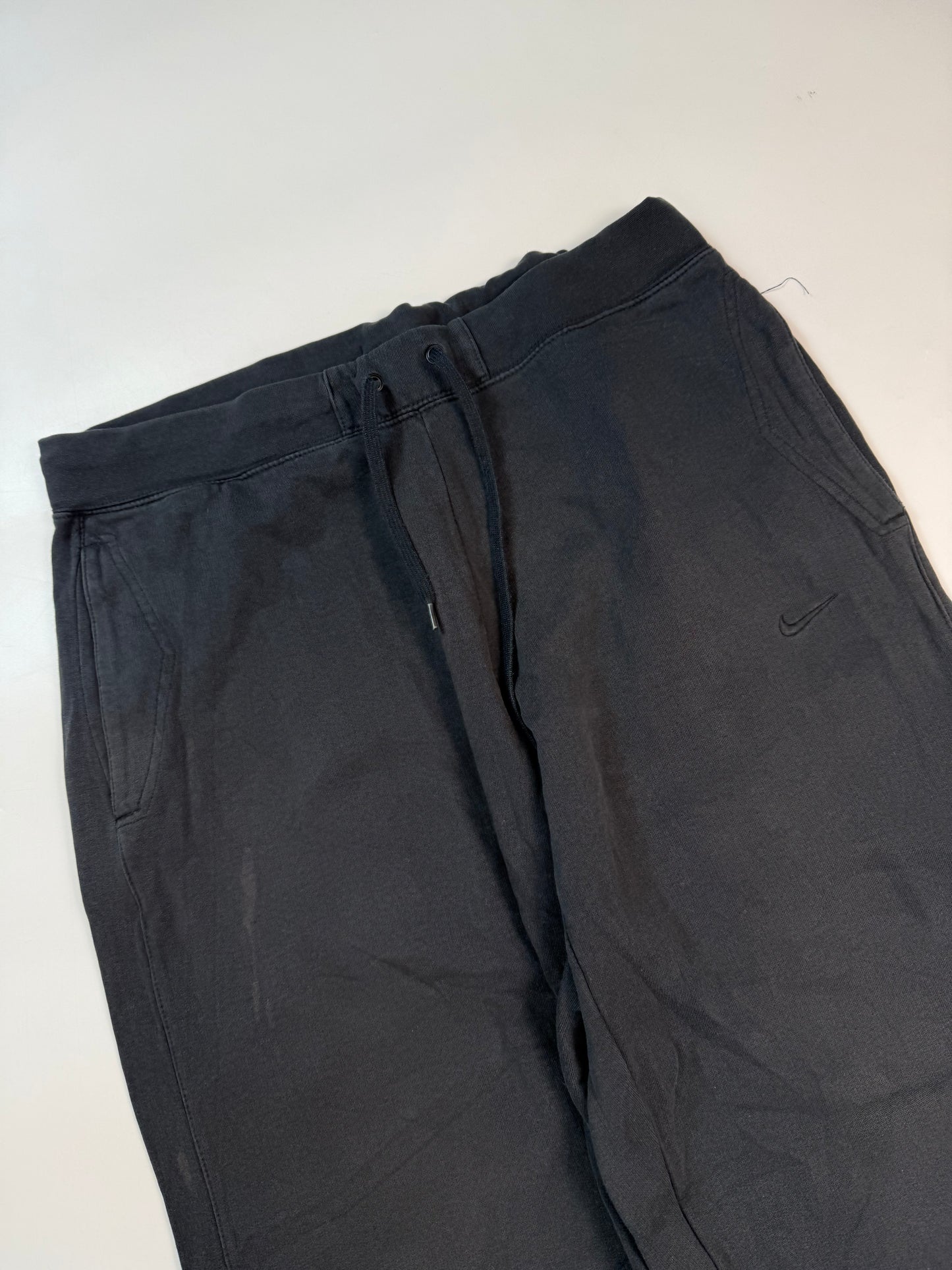 Nike baggy joggers (L)