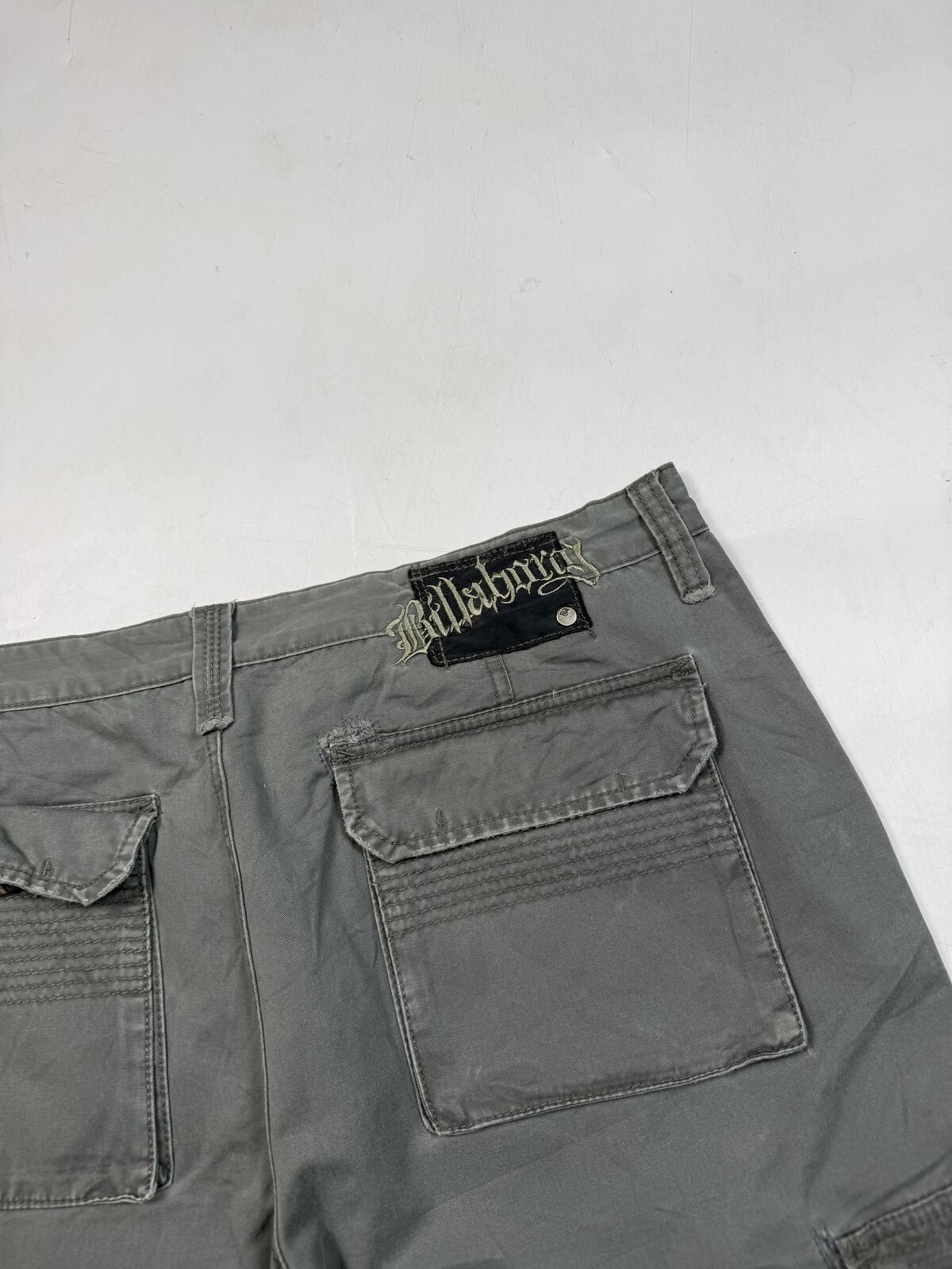 Vintage Billabong surfwear baggy hip hop cargo shorts (W36)