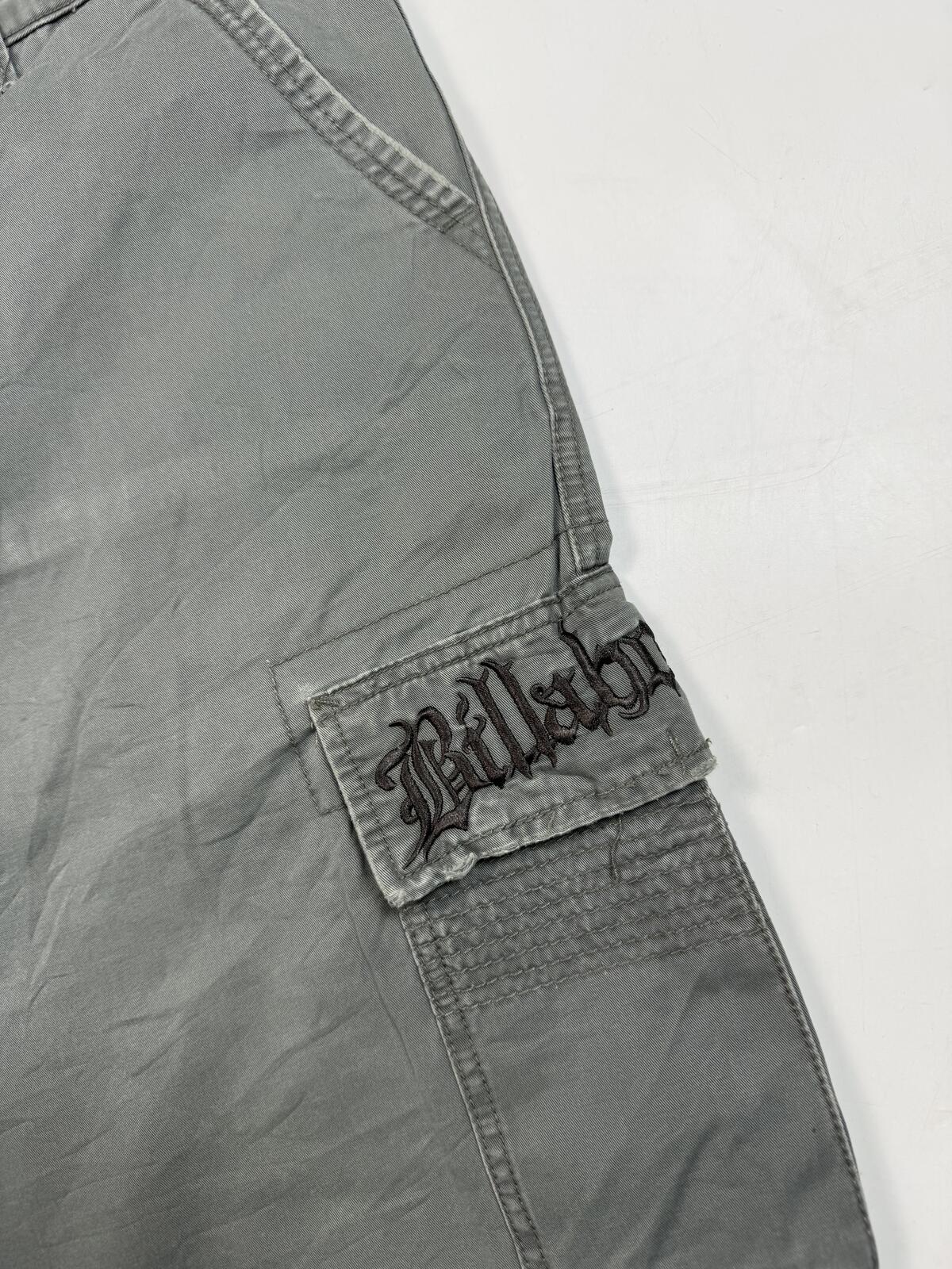 Vintage Billabong surfwear baggy hip hop cargo shorts (W36)