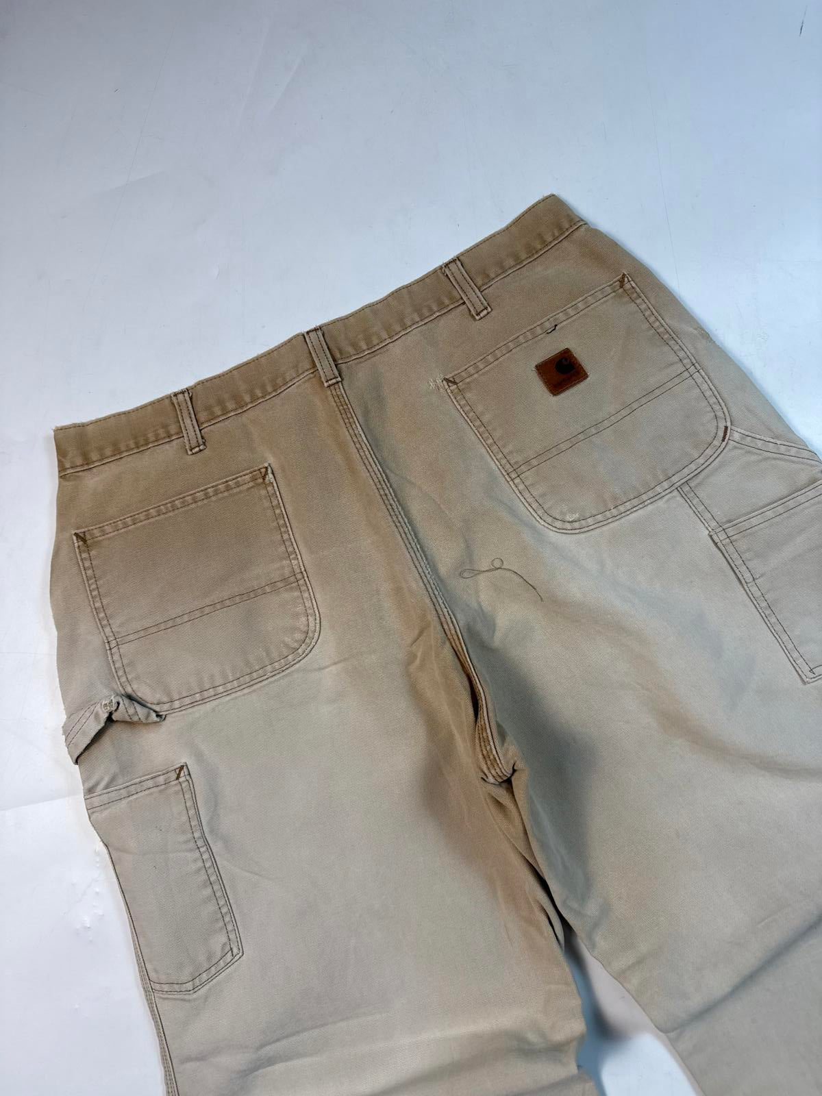 Carhartt baggy carpenter pants (W38)
