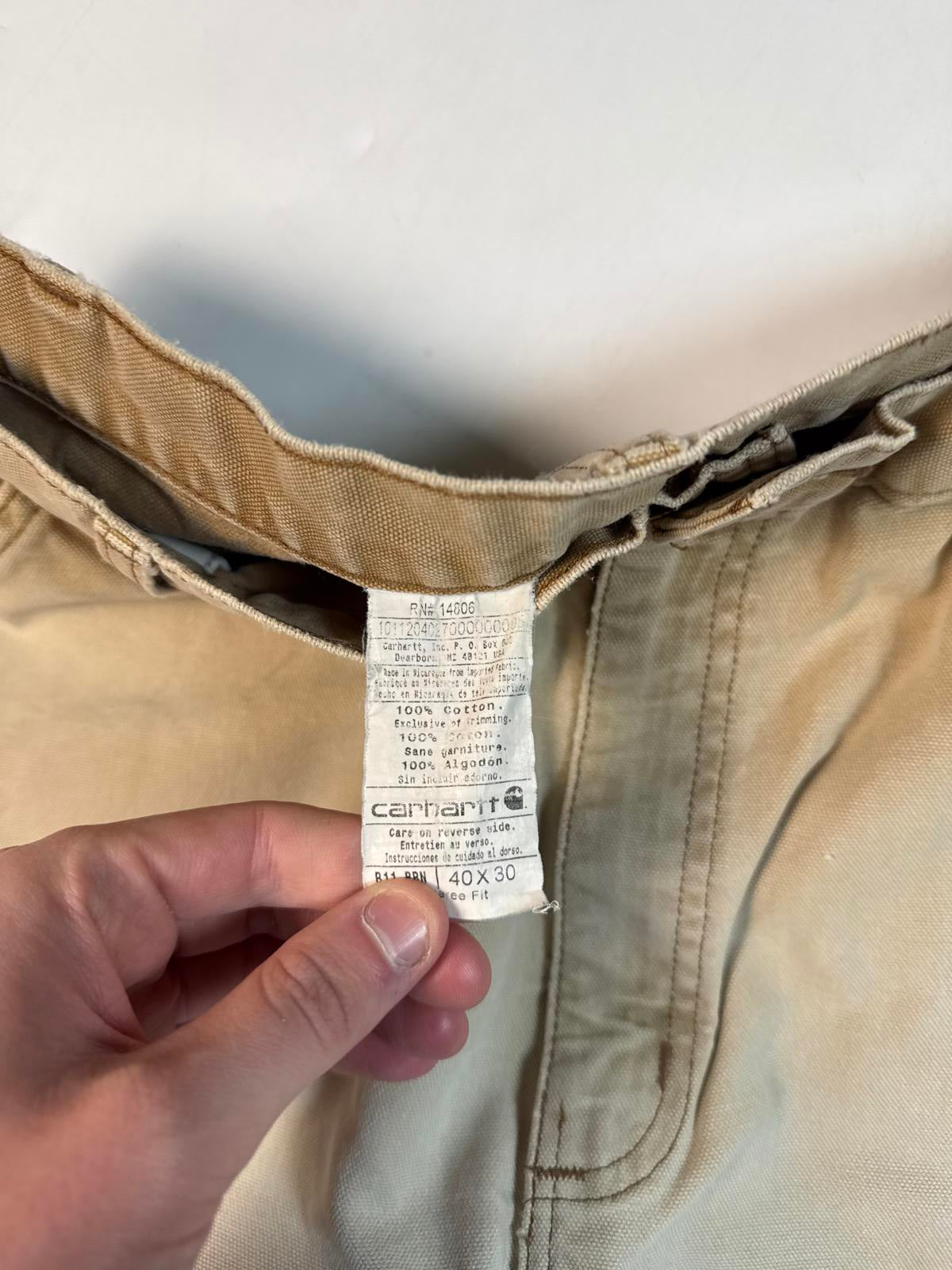 Carhartt baggy carpenter pants (W38)