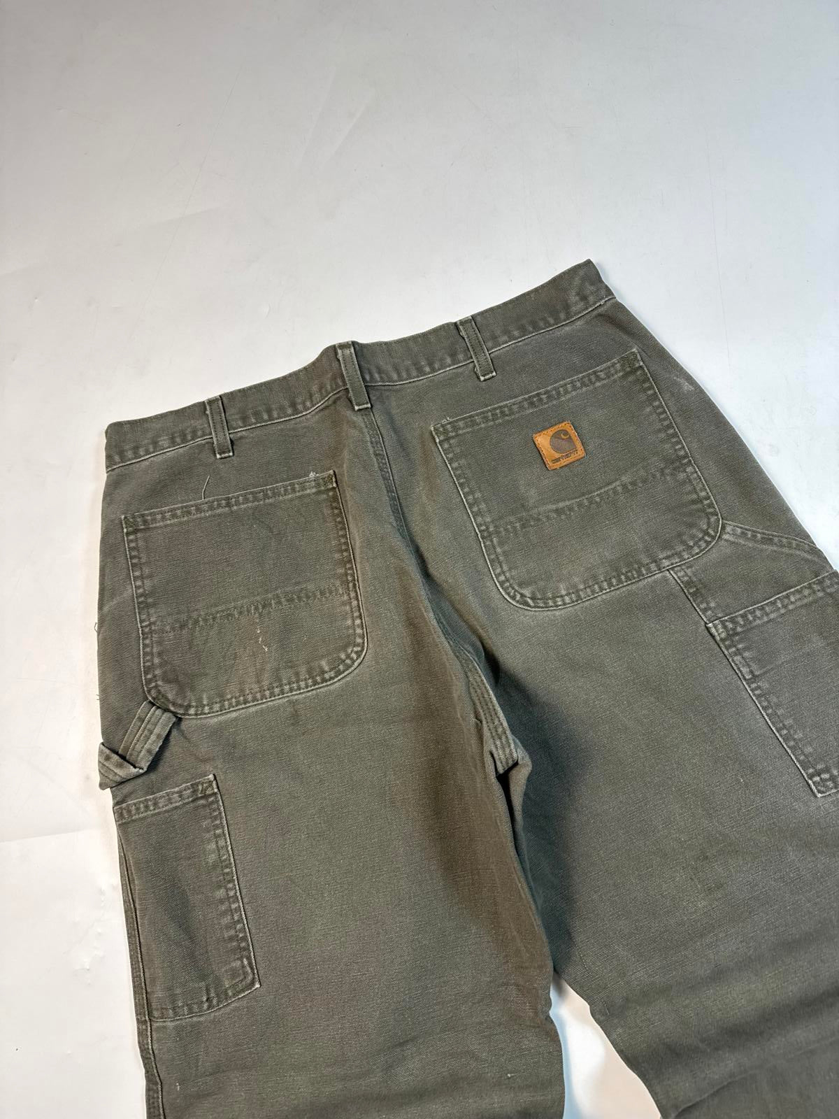 Vintage 00s Carhartt baggy carpenter pants (W34)