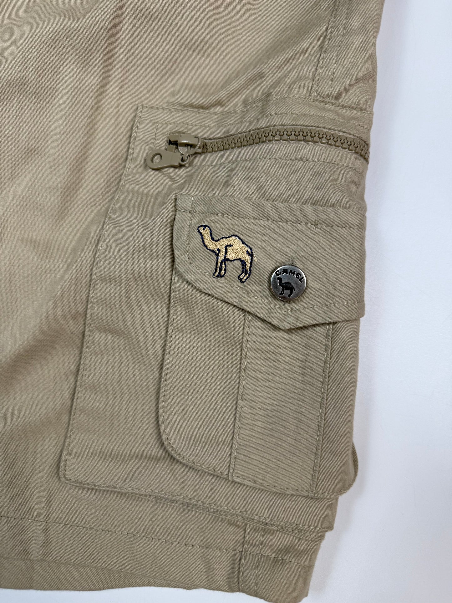 Vintage Camel baggy cargo shorts (W36)