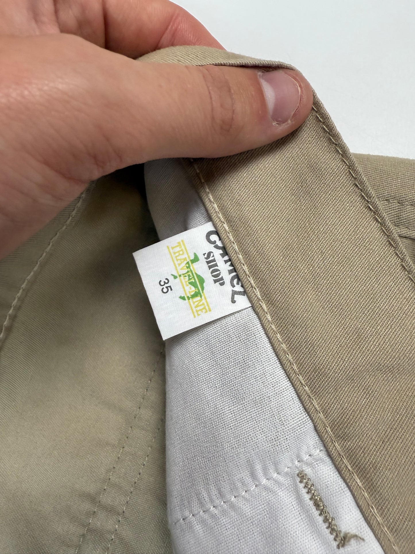 Vintage Camel baggy cargo shorts (W36)