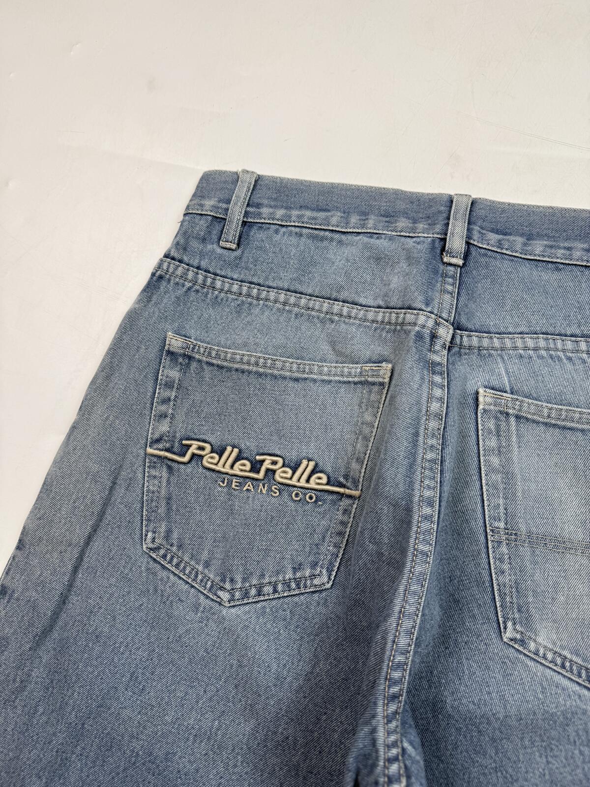 Vintage Y2K Pelle Pelle baggy hip hop jorts (W30)