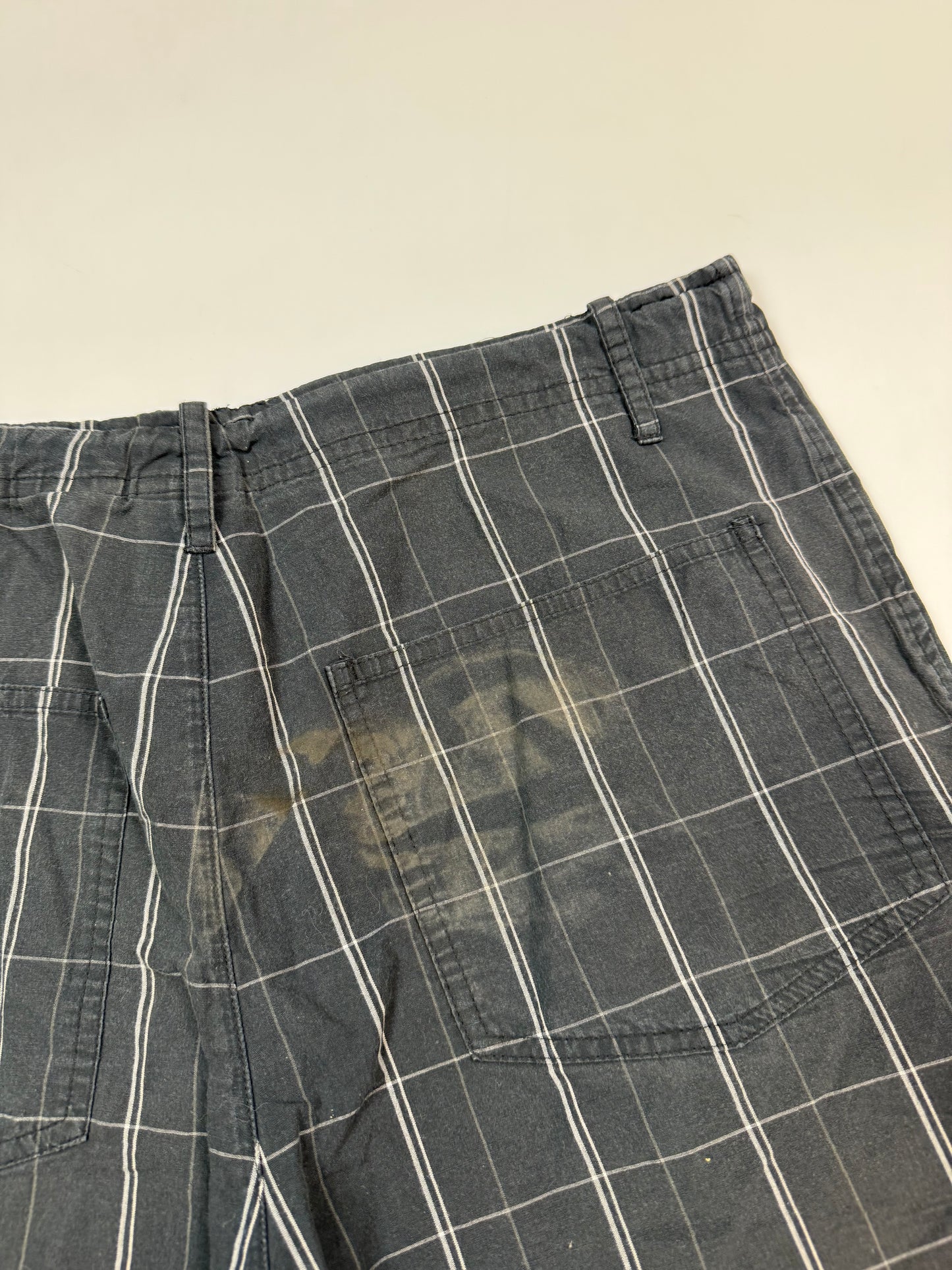 Vintage Nike baggy checkered shorts (S)